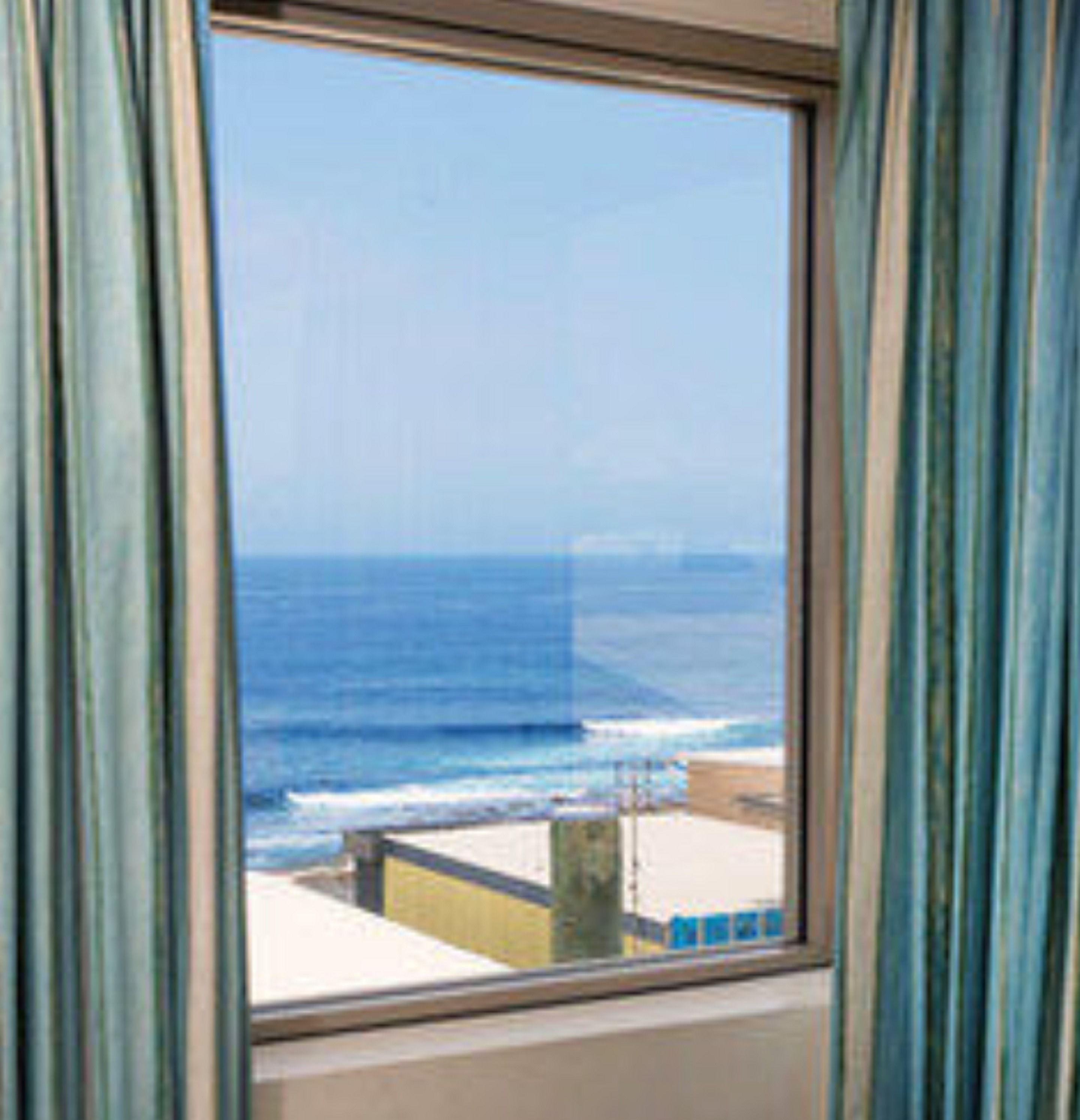 Newcastle Beach Hotel