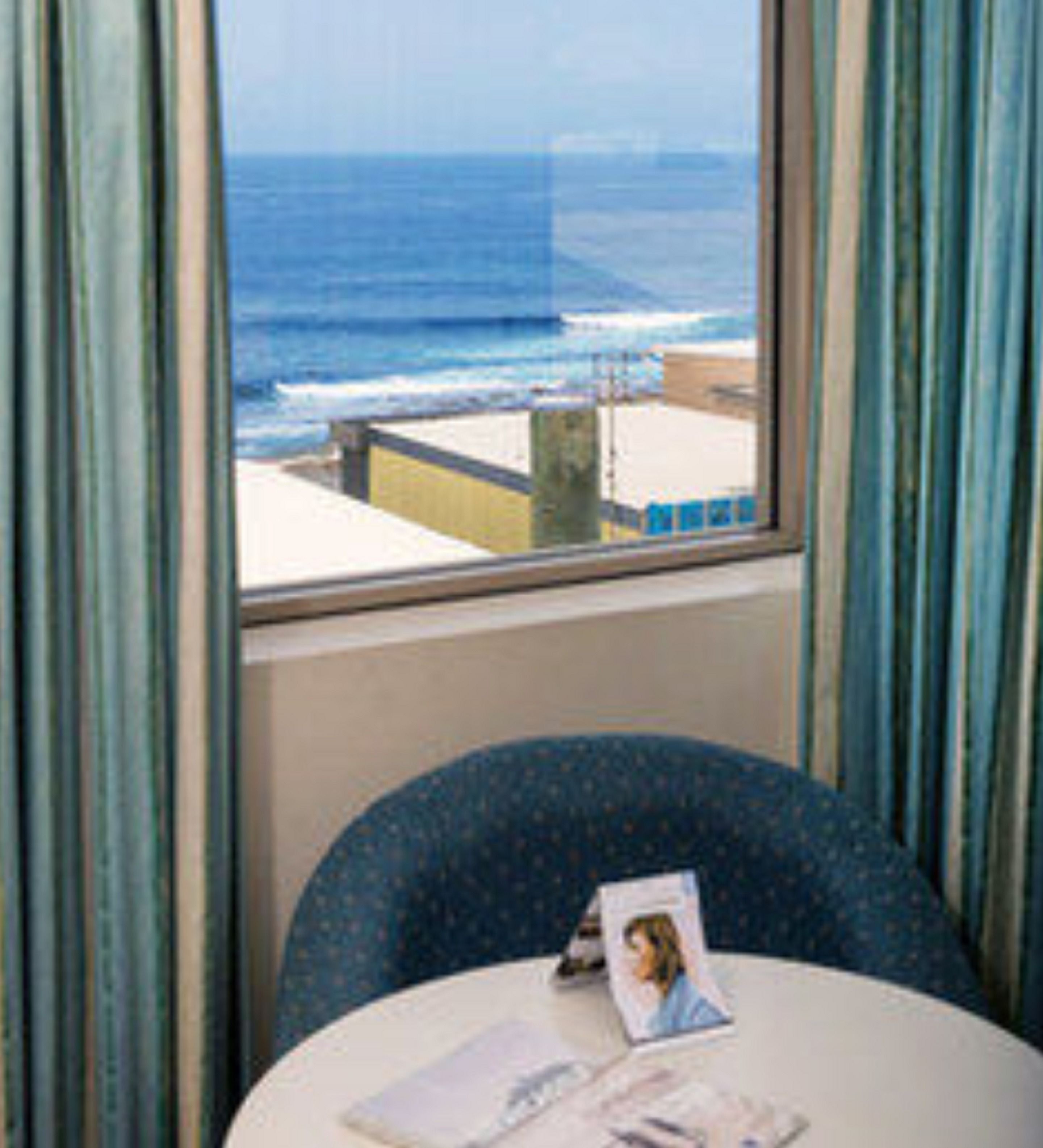 Newcastle Beach Hotel