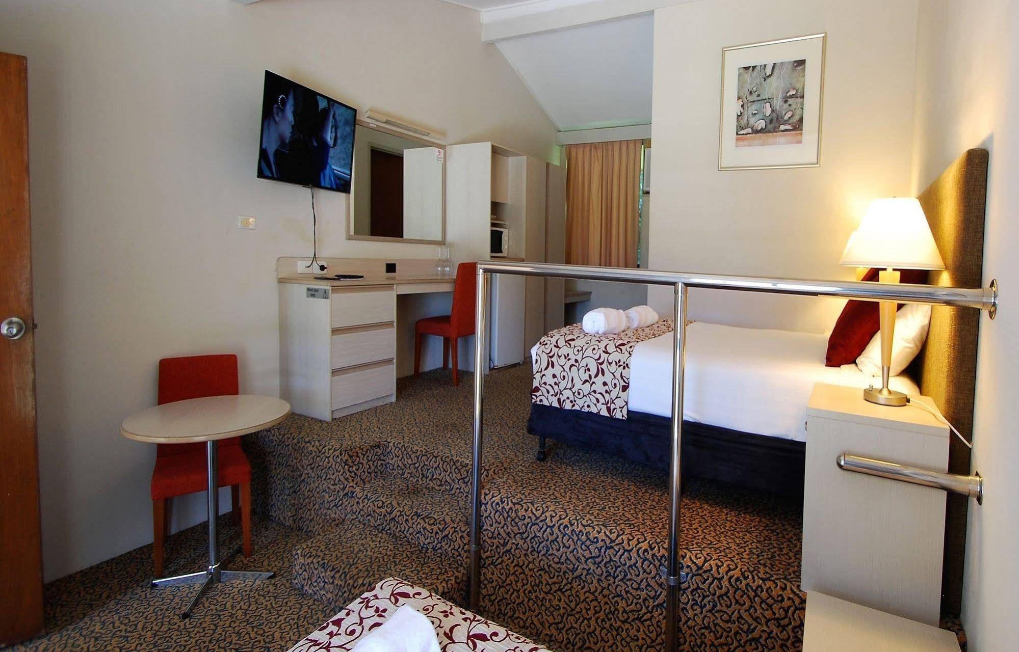 Newcastle Links Motel