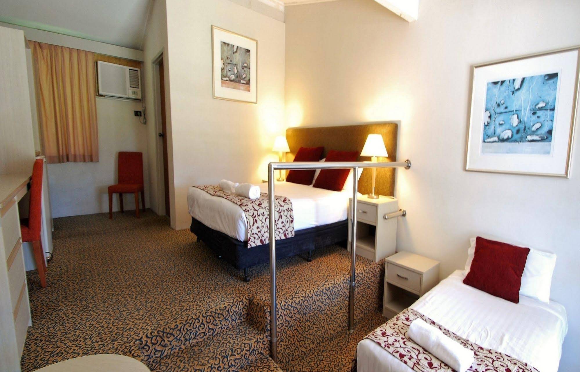 Newcastle Links Motel