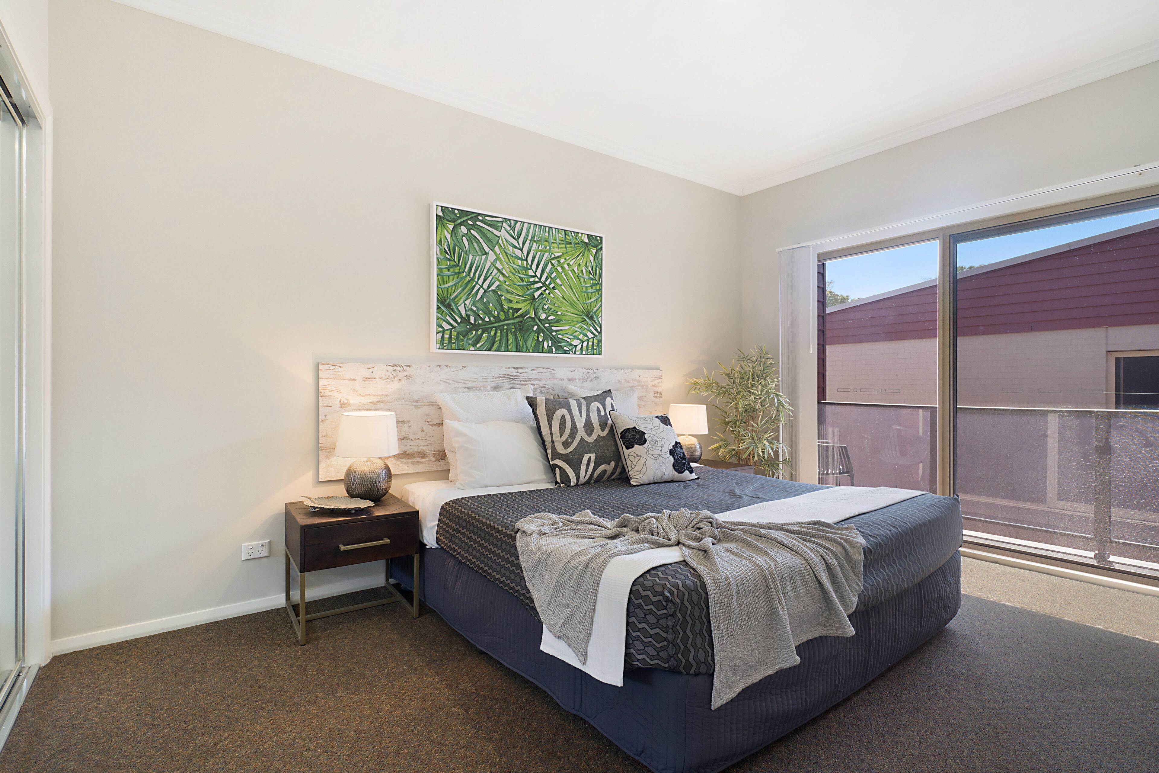 Newcastle Short Stay Apartments Birmingham Garden Townhouses