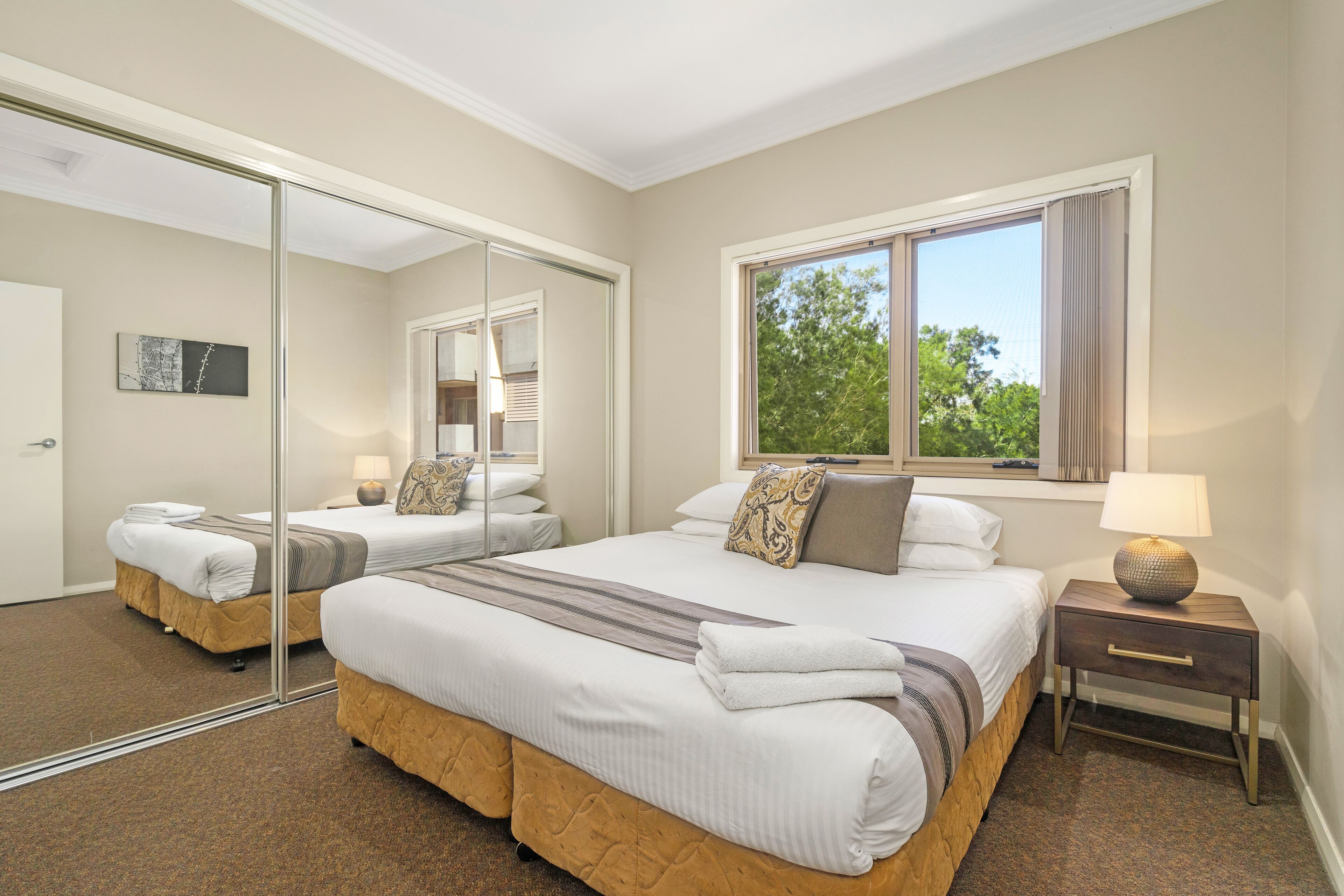 Newcastle Short Stay Apartments Birmingham Garden Townhouses
