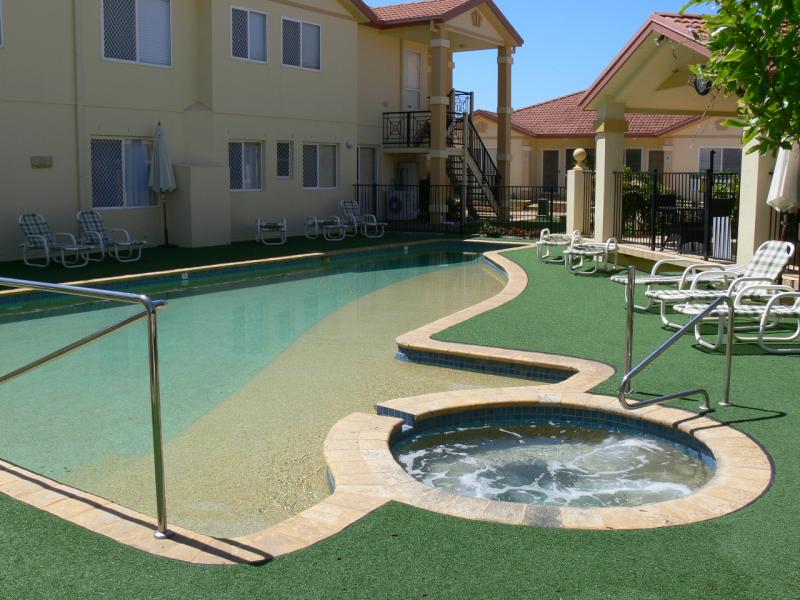 Meridian Beachside Apartments