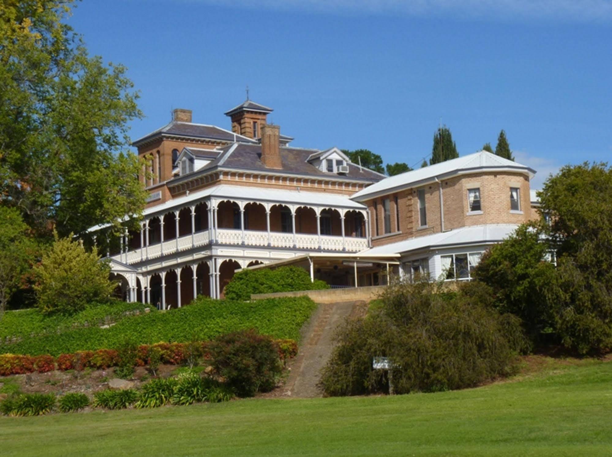 Duntryleague Guesthouse & Golf Club