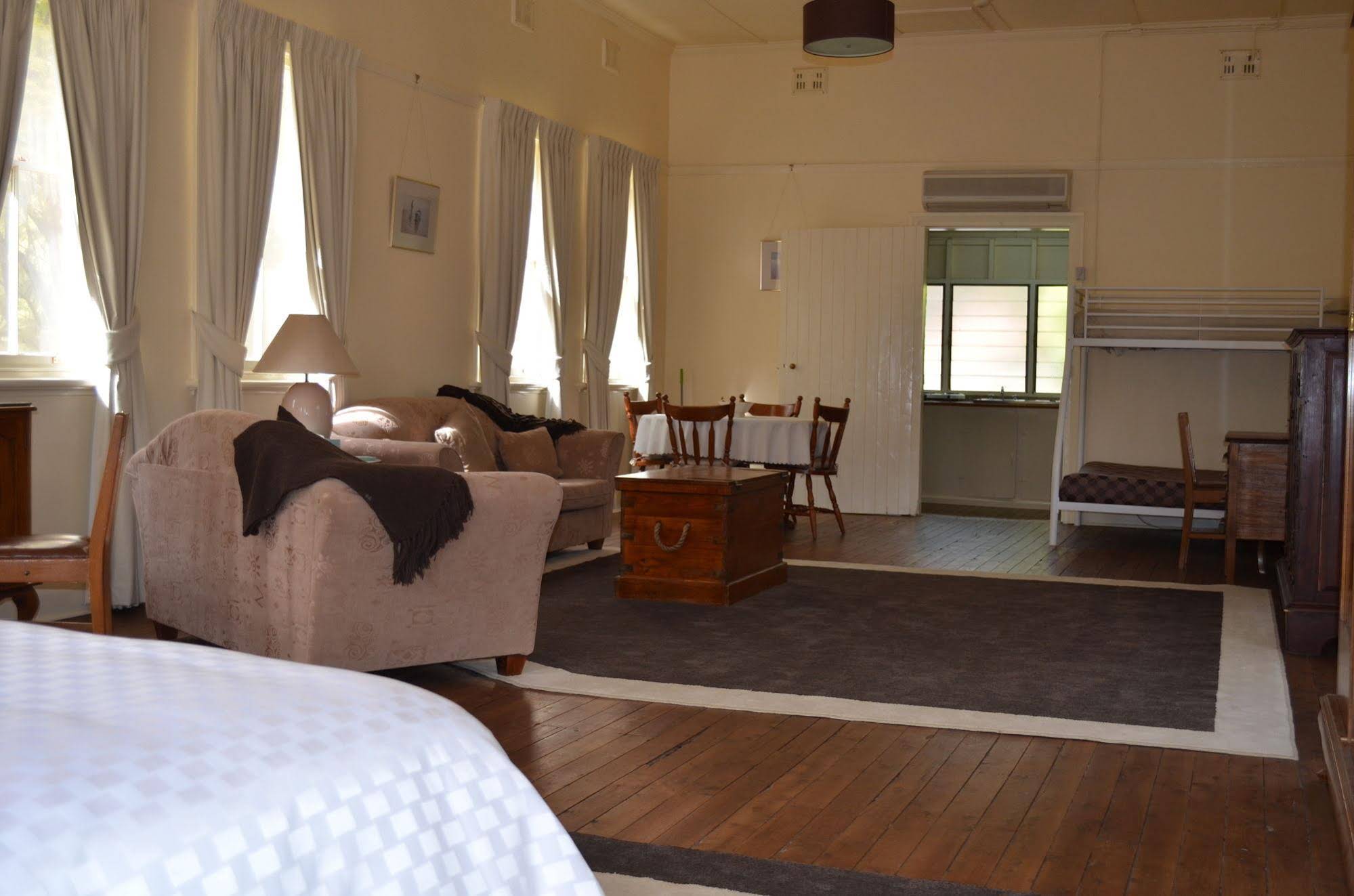 The Old Parkes Convent