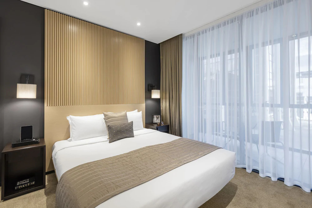 SKYE Hotel Suites Parramatta