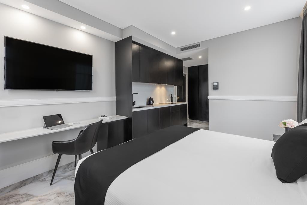 Holiday Inn & Suites Parramatta Marsden Street