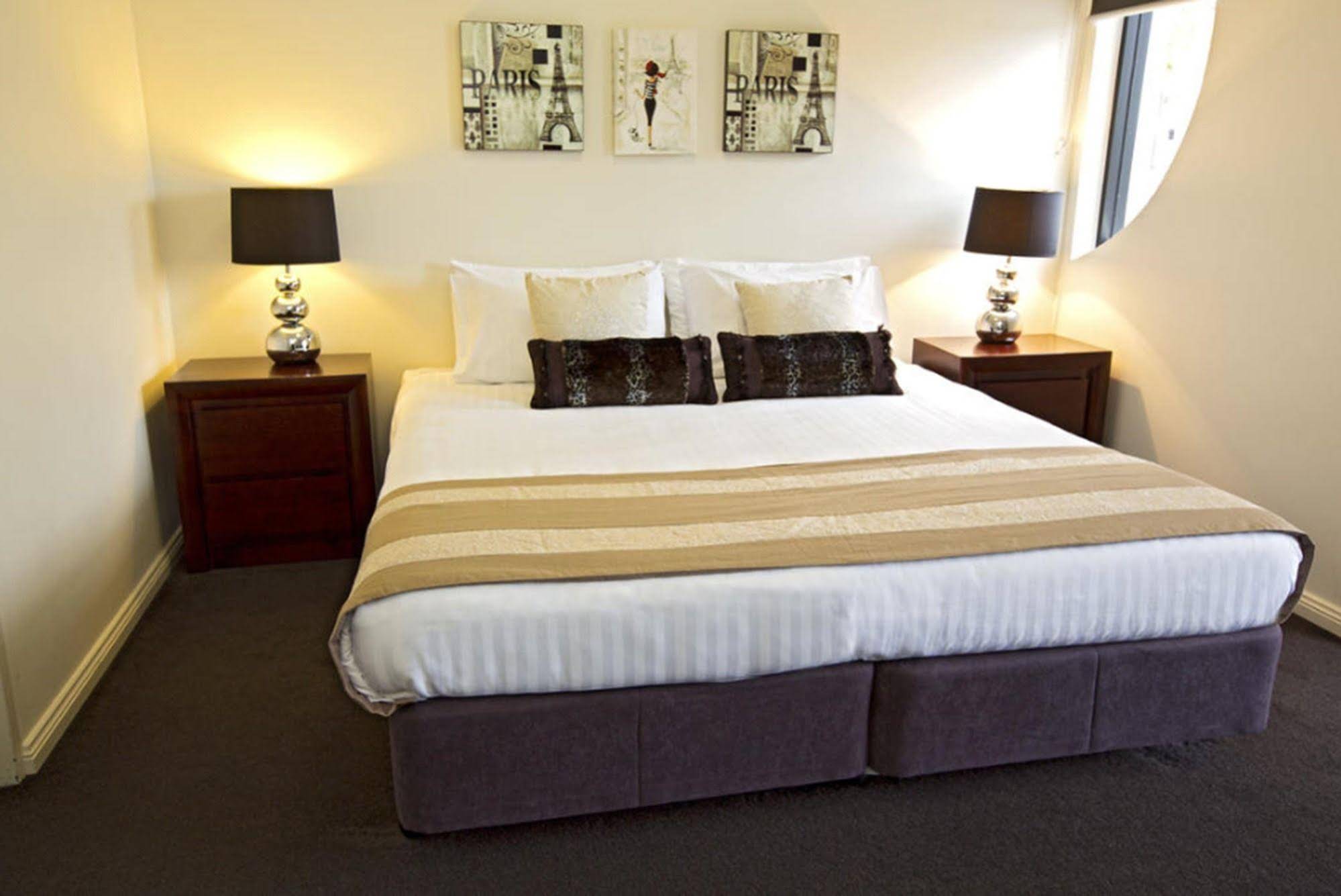 Astina Serviced Apartments - Central