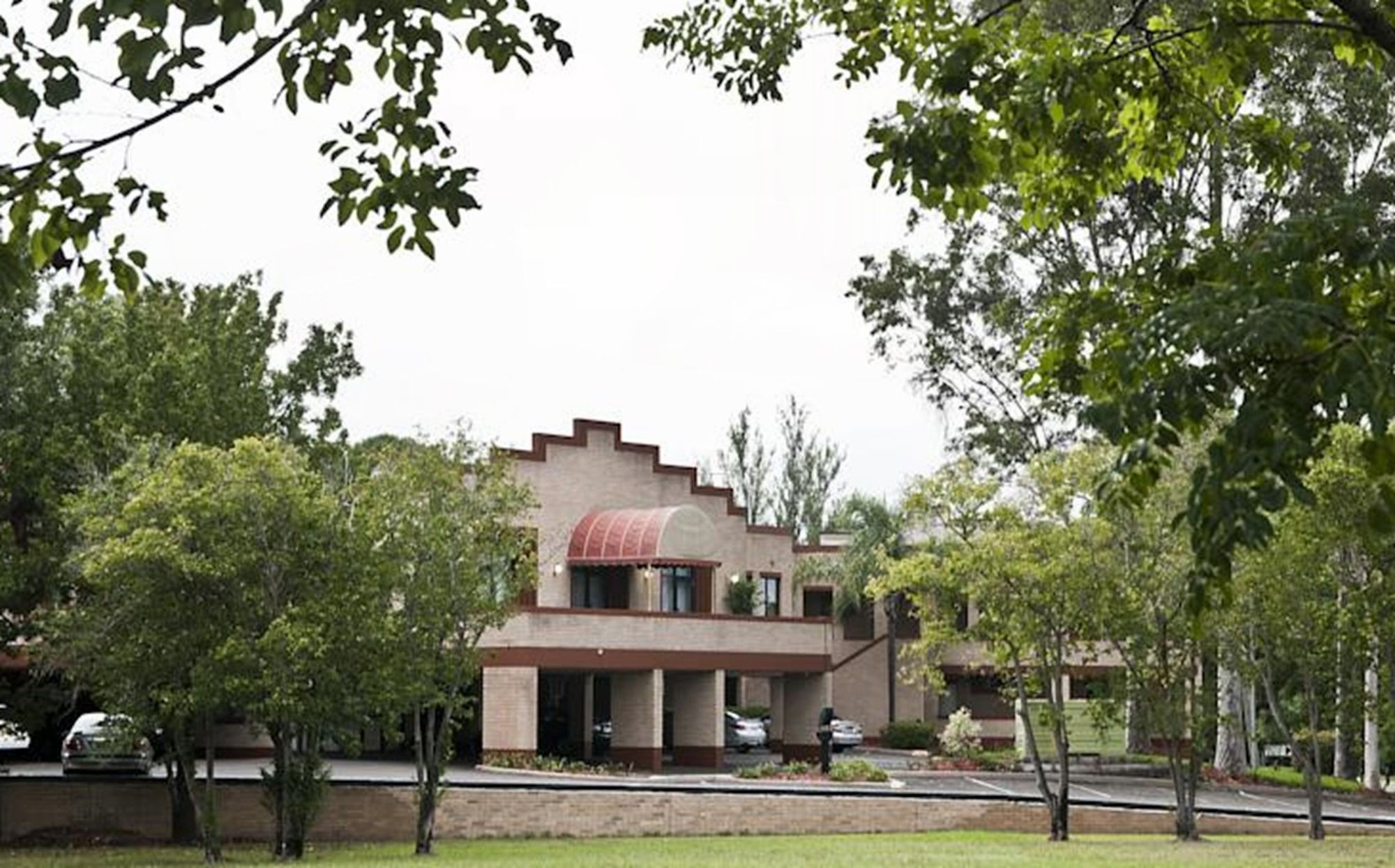 Valley Inn