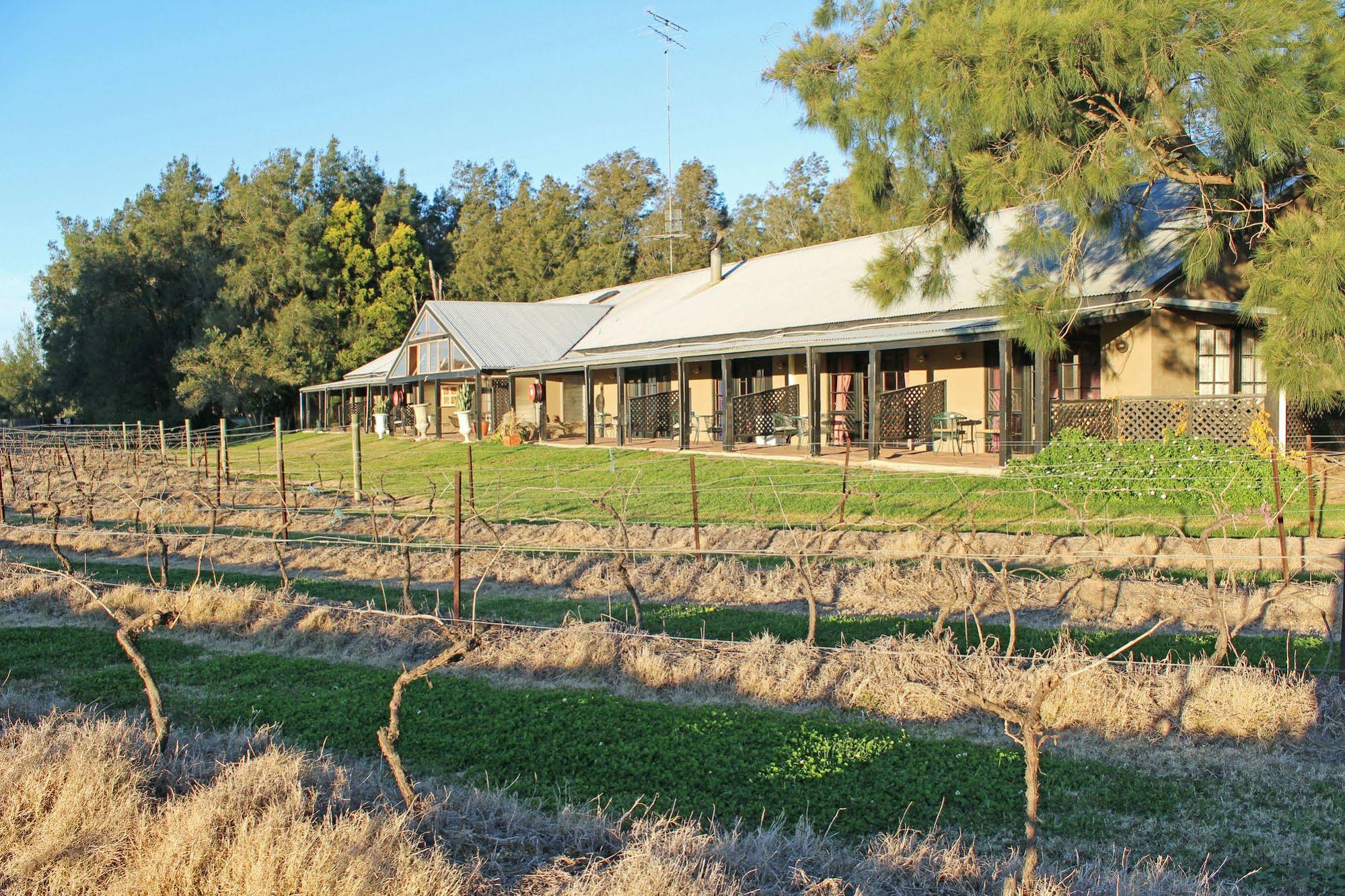 Casuarina Motel Suites