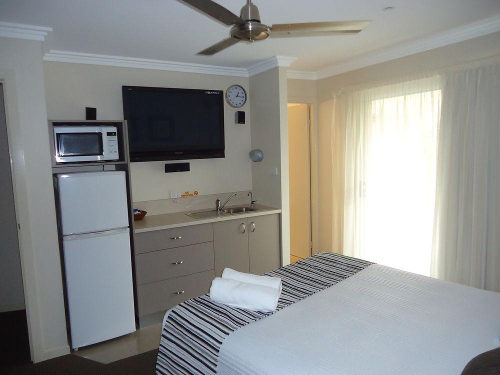 Aston Hill Motor Lodge