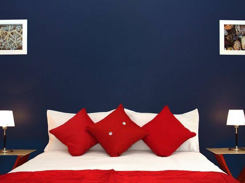 Azura Beach House B&B
