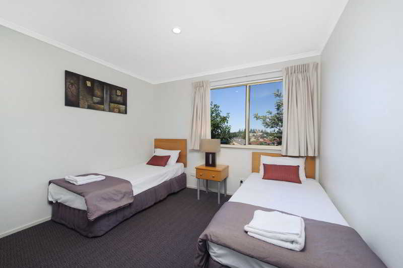 Beachside Holiday Apartments