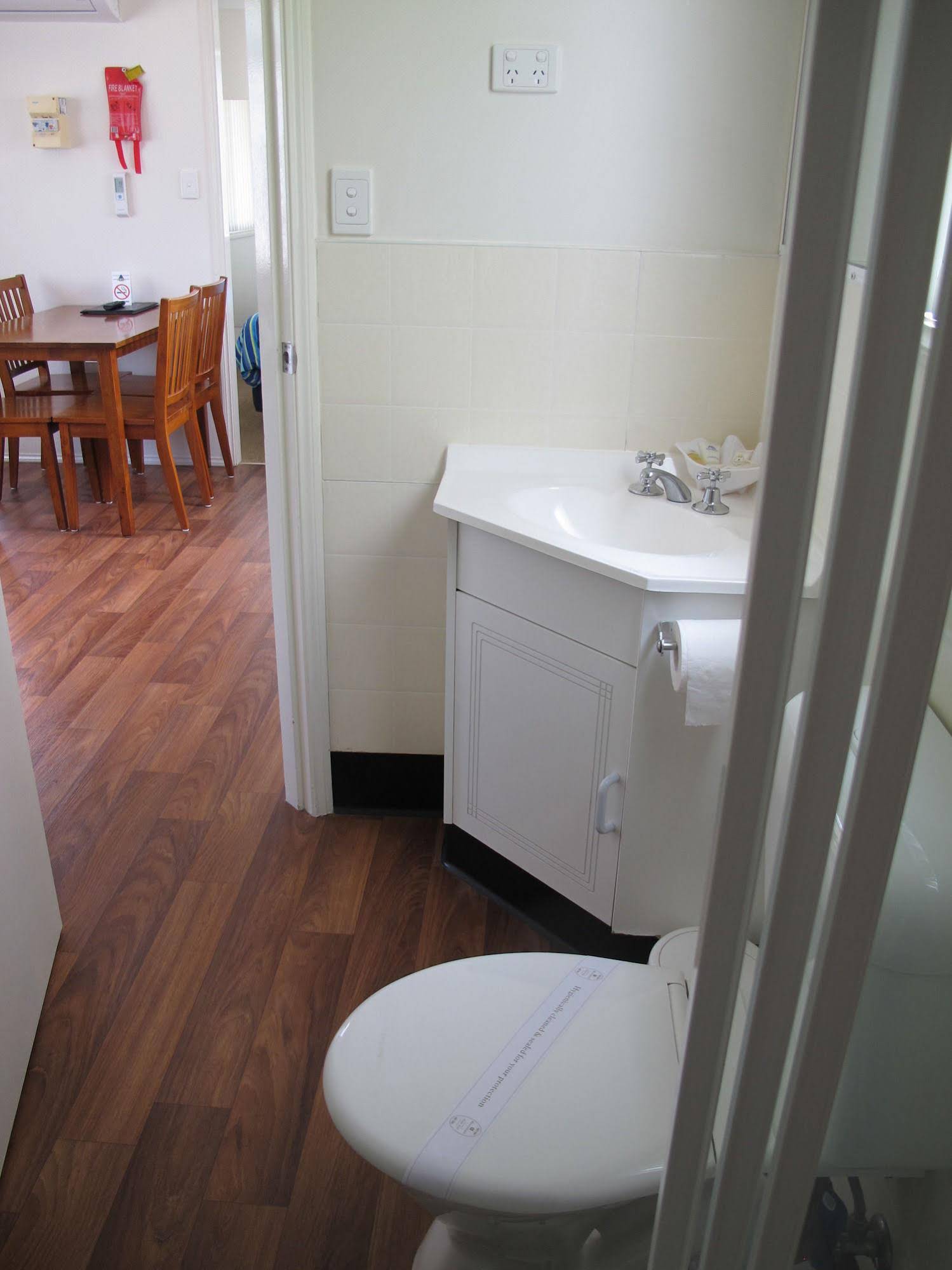 Melaleuca Caravan Park