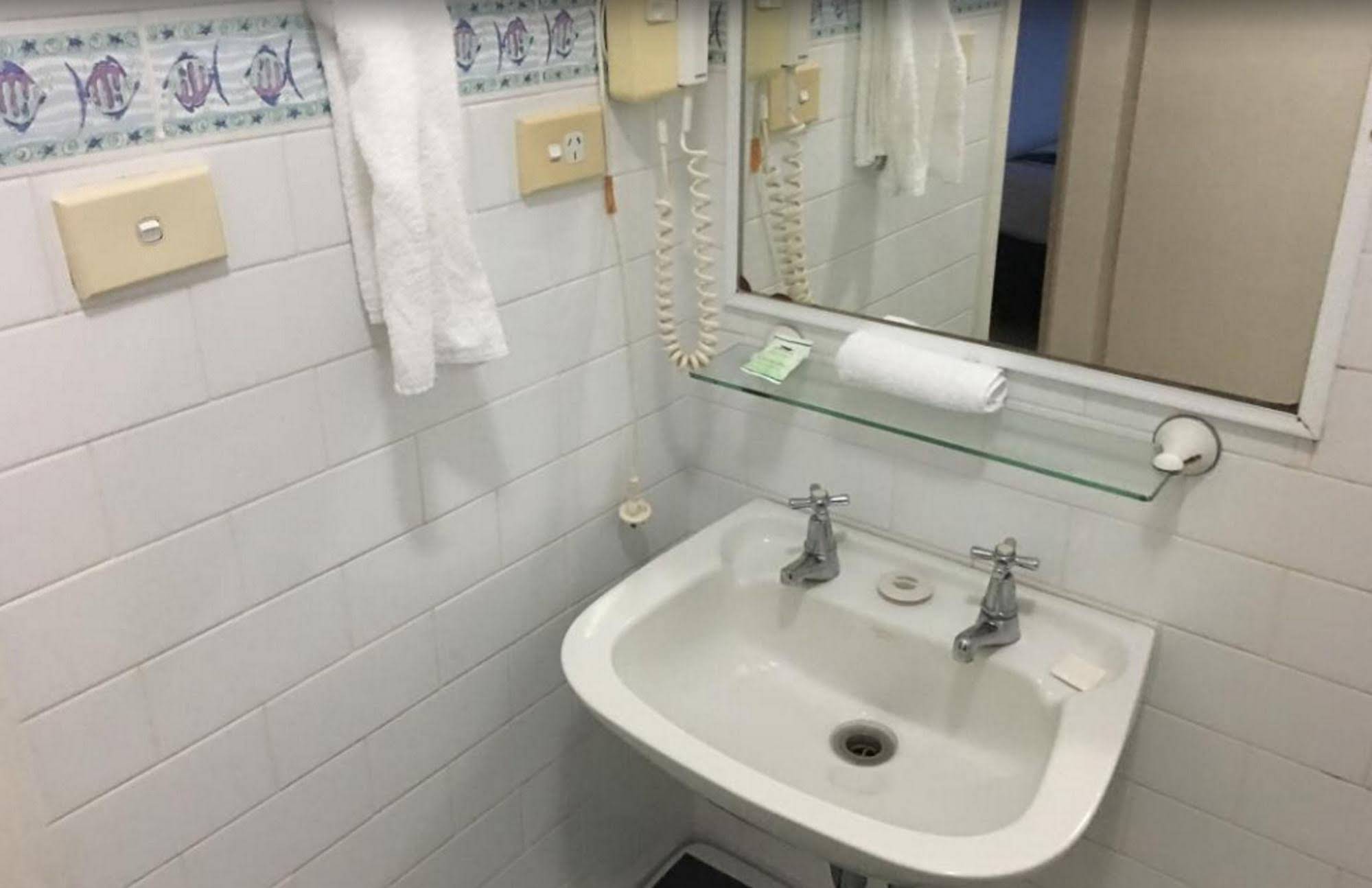 Oxley Cove Apartments