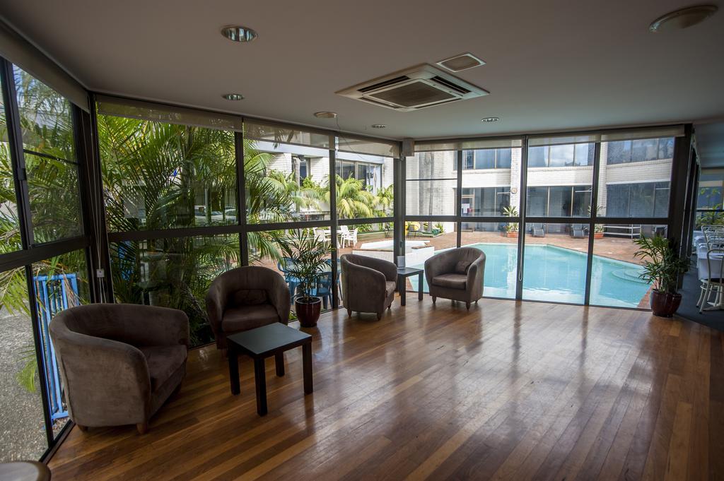 Palm Court Motor Inn