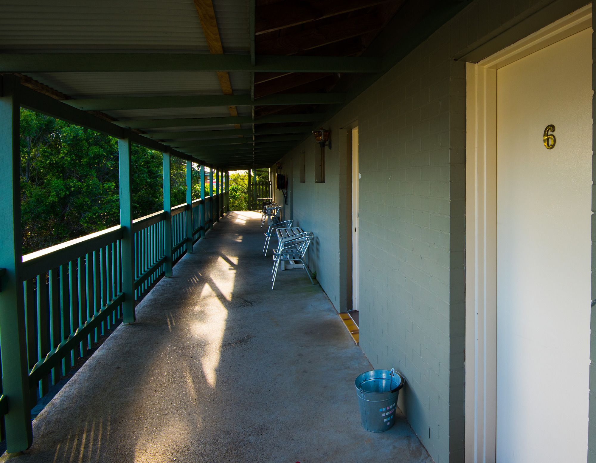 Settlers Inn
