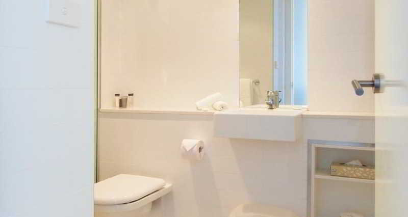 Oaks Nelson Bay Lure Suites