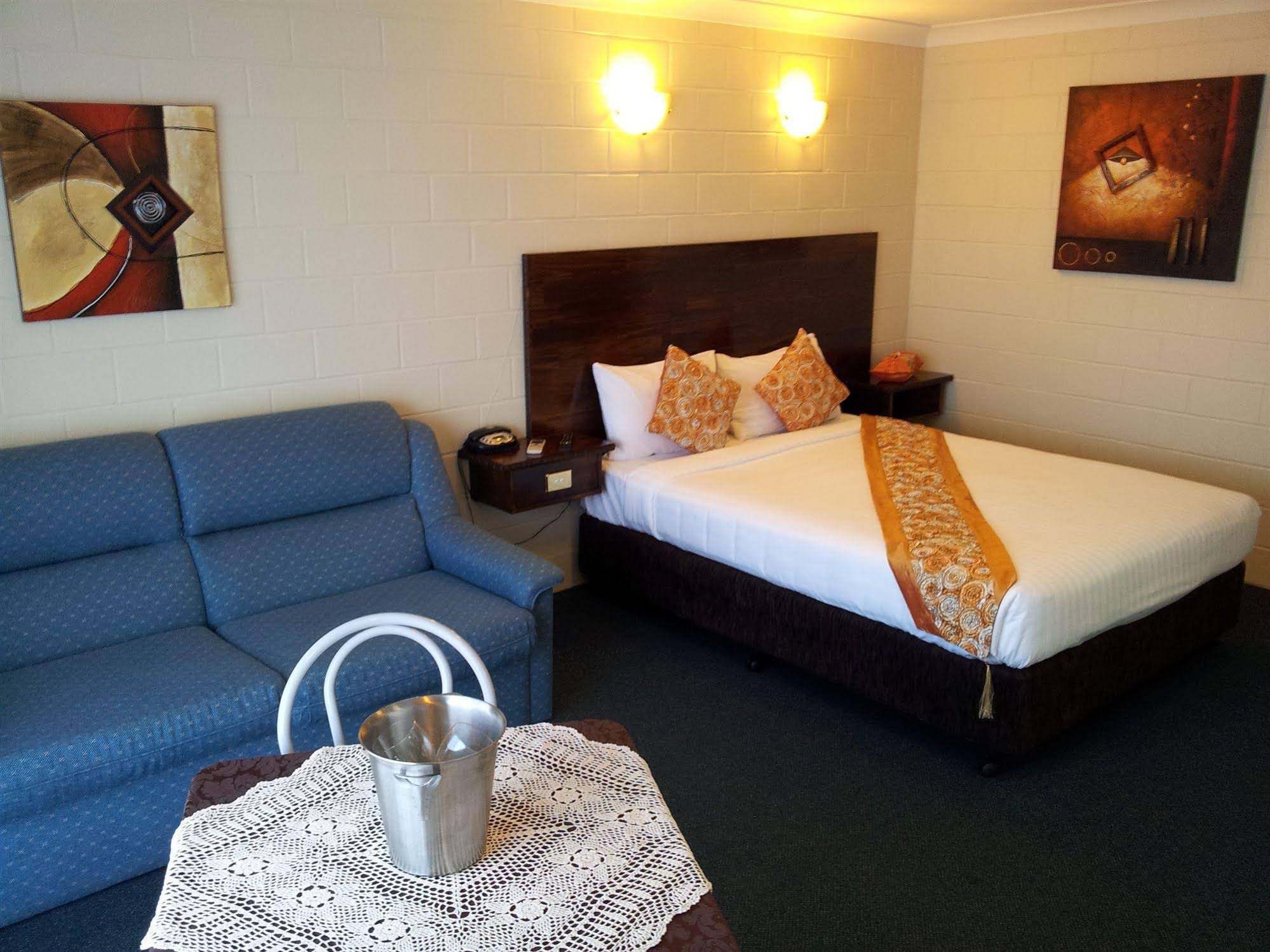 The Admiral Nelson Motor Inn