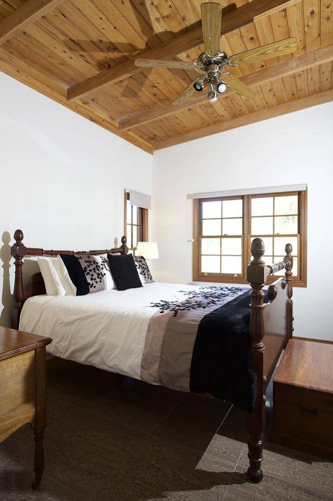 Clarendon Forest Retreat