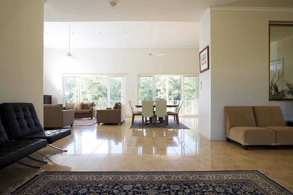 Clarendon Forest Retreat