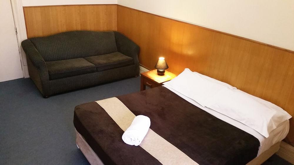 Holiday Lodge