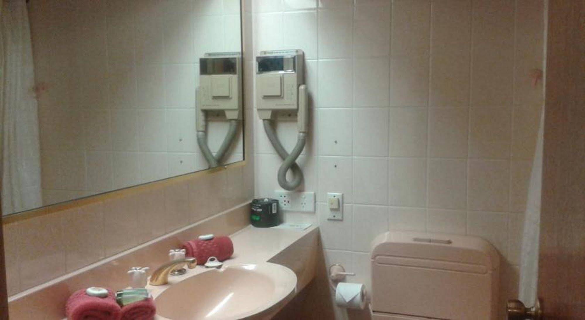 Elsinor Motor Lodge