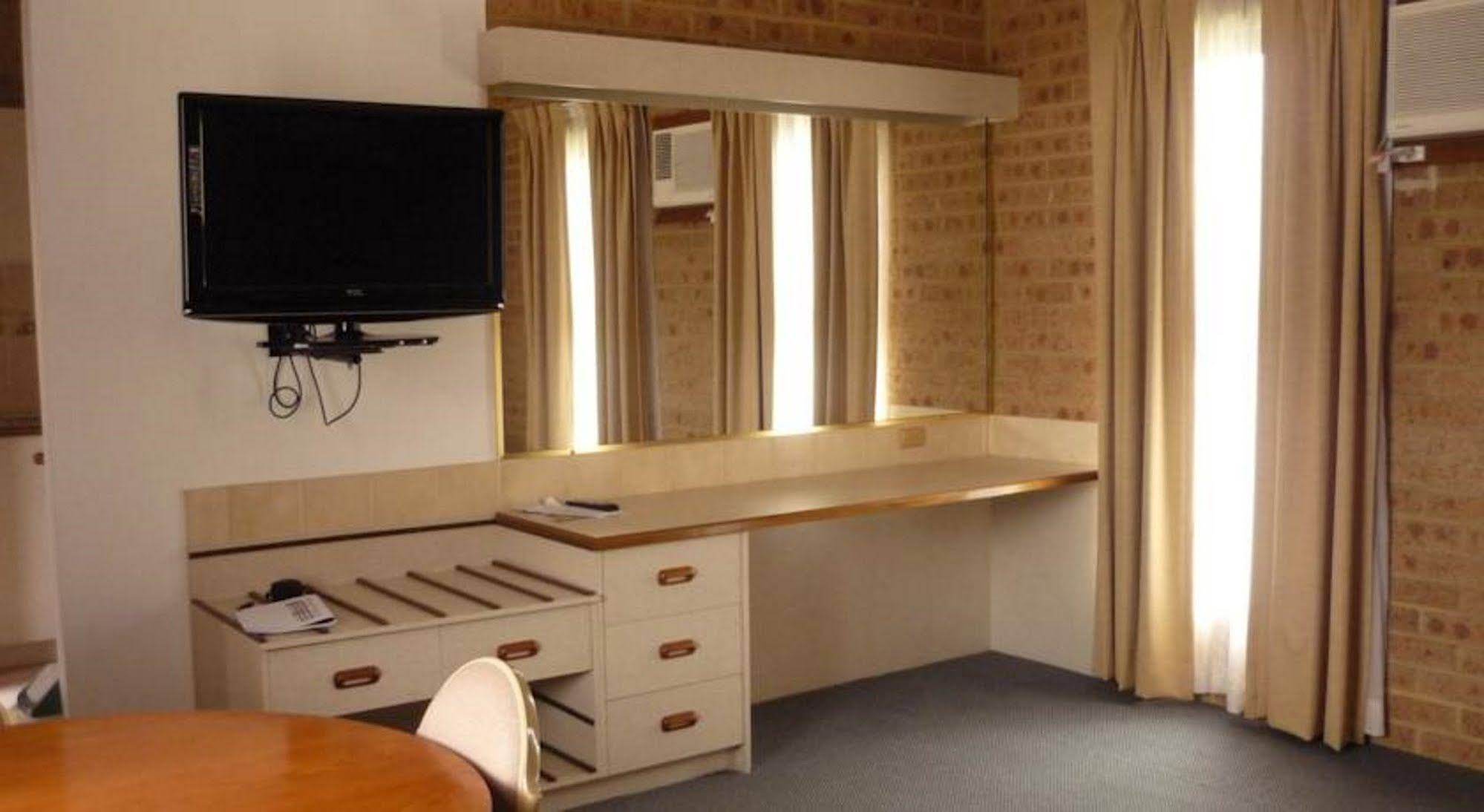 Elsinor Motor Lodge