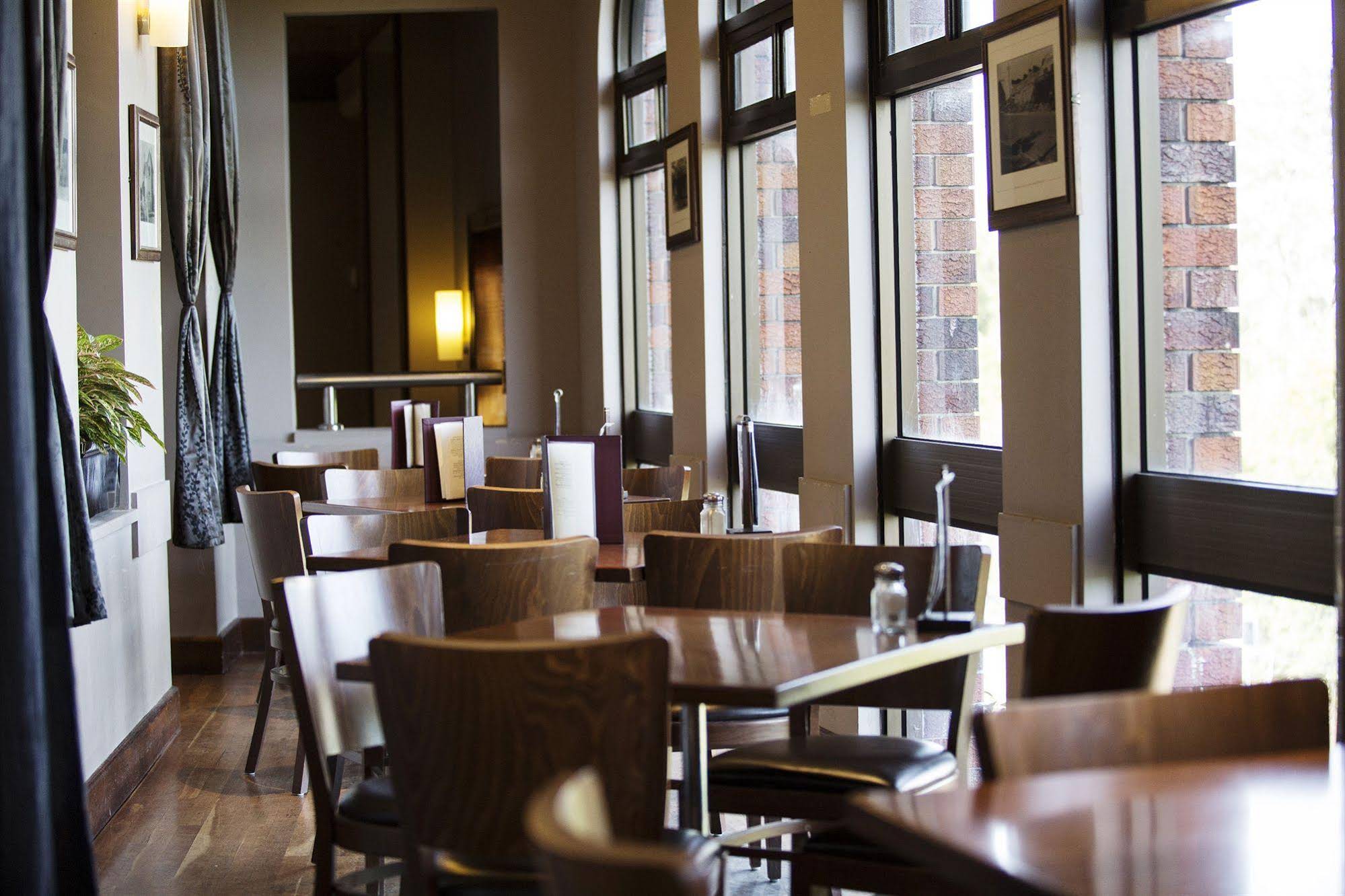 Nightcap at Pymble Hotel