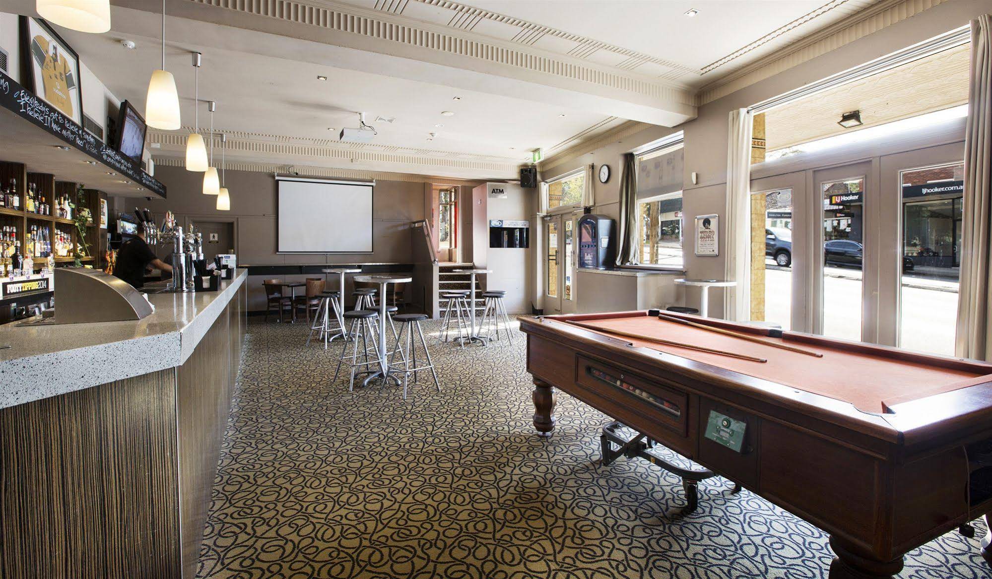 Nightcap at Pymble Hotel