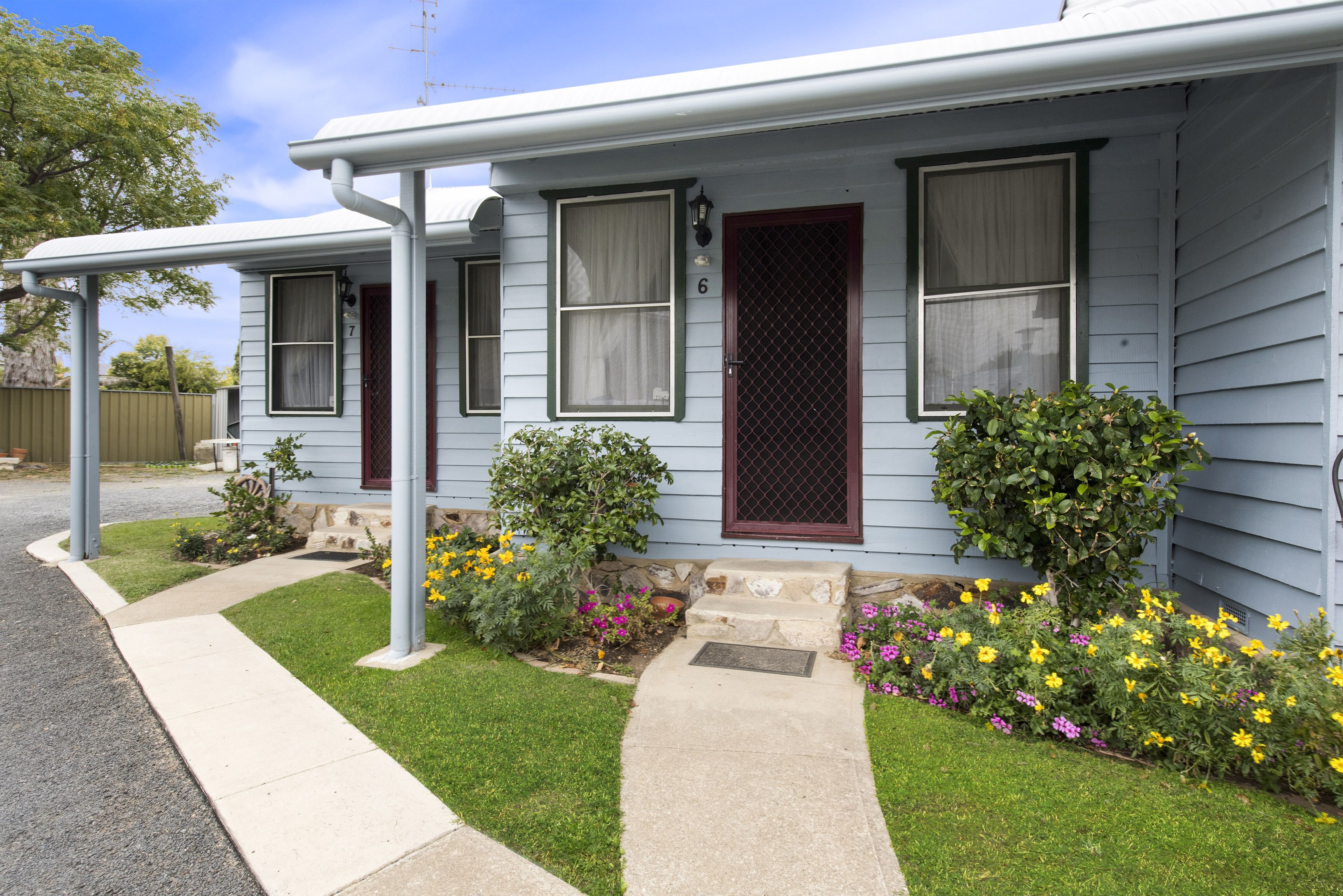 Canberra Avenue Villas