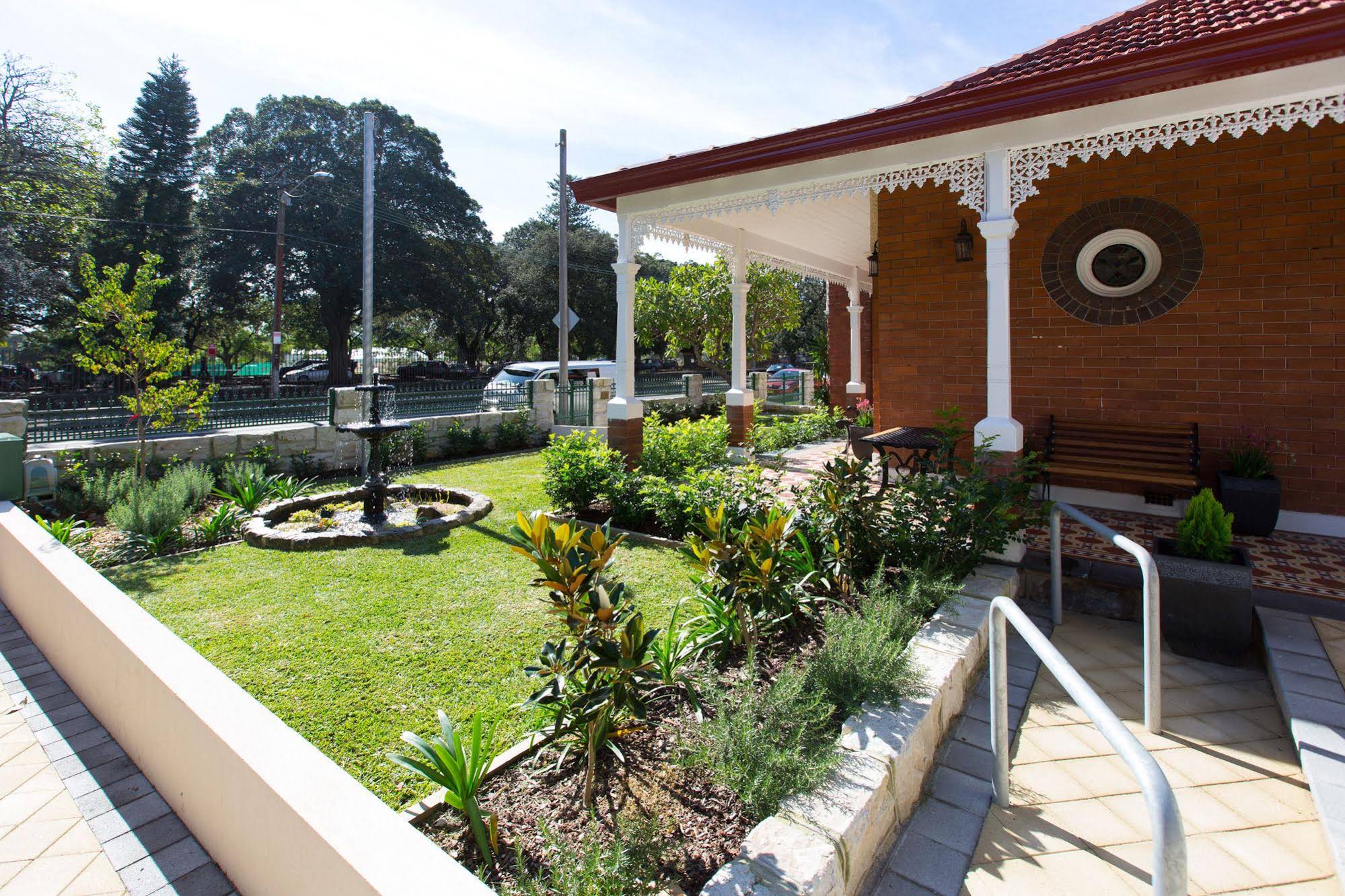 Centennial Park Lodge