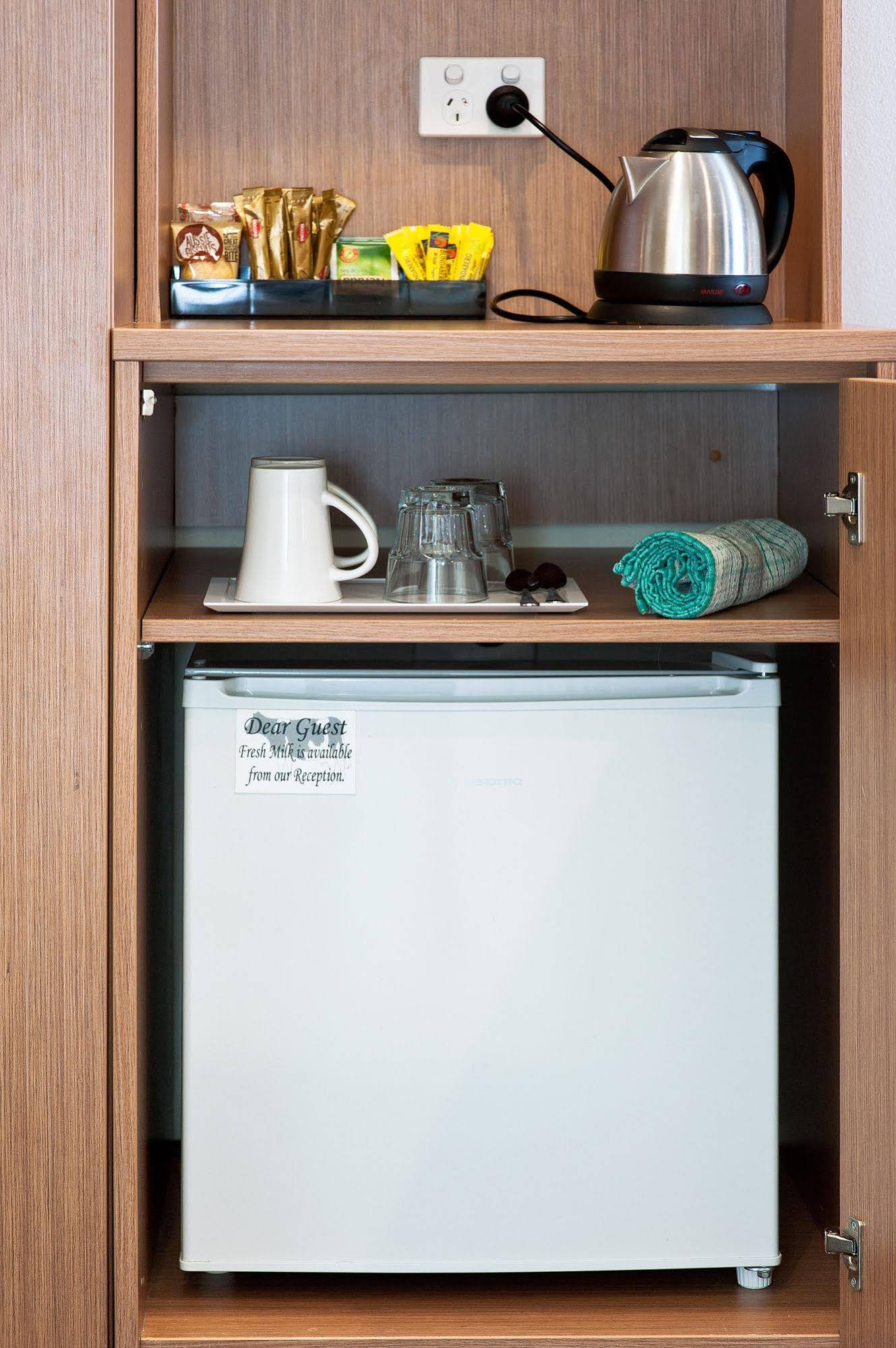 Colonial Terrace Motor Inn