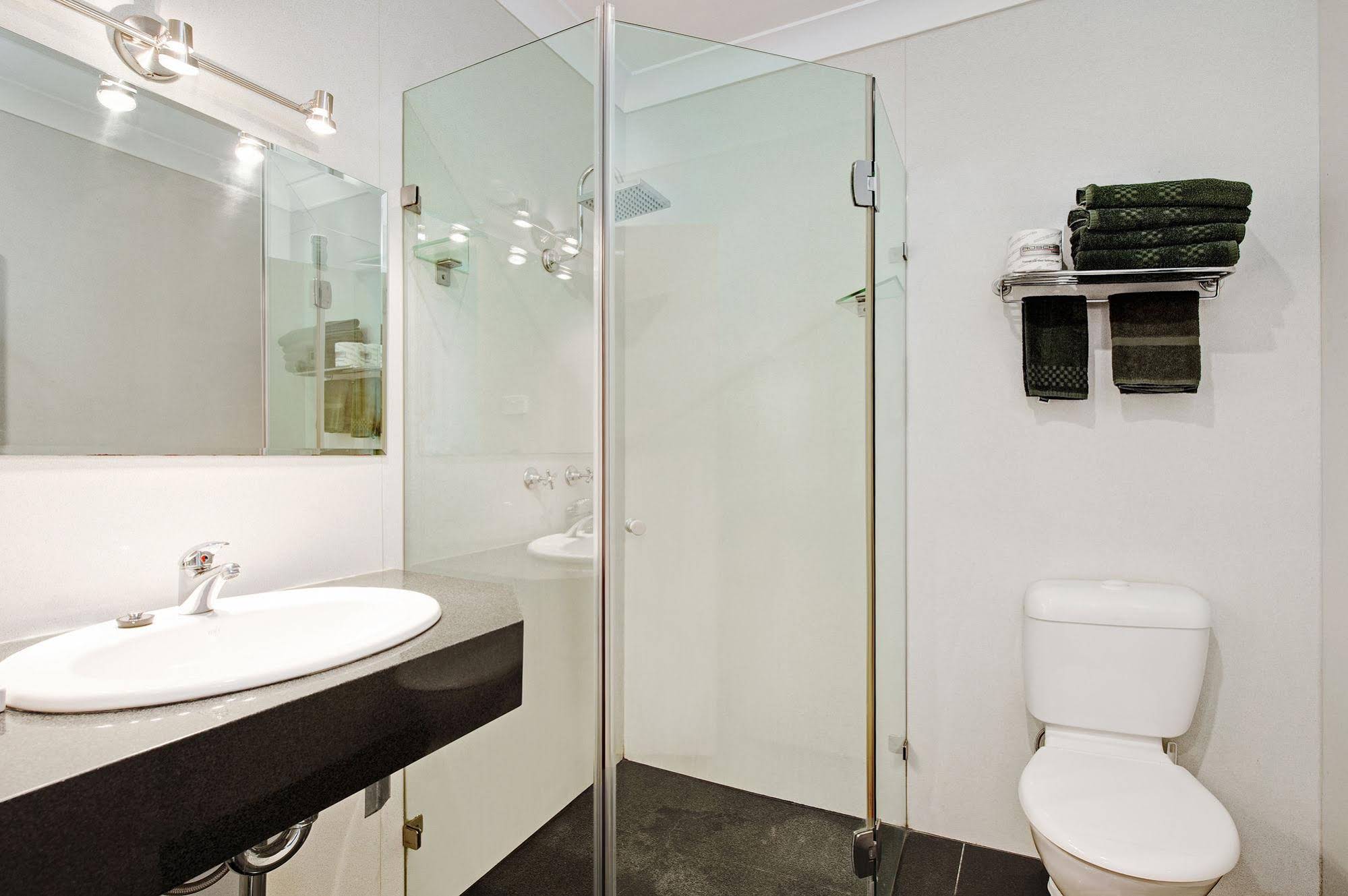 Colonial Terrace Motor Inn