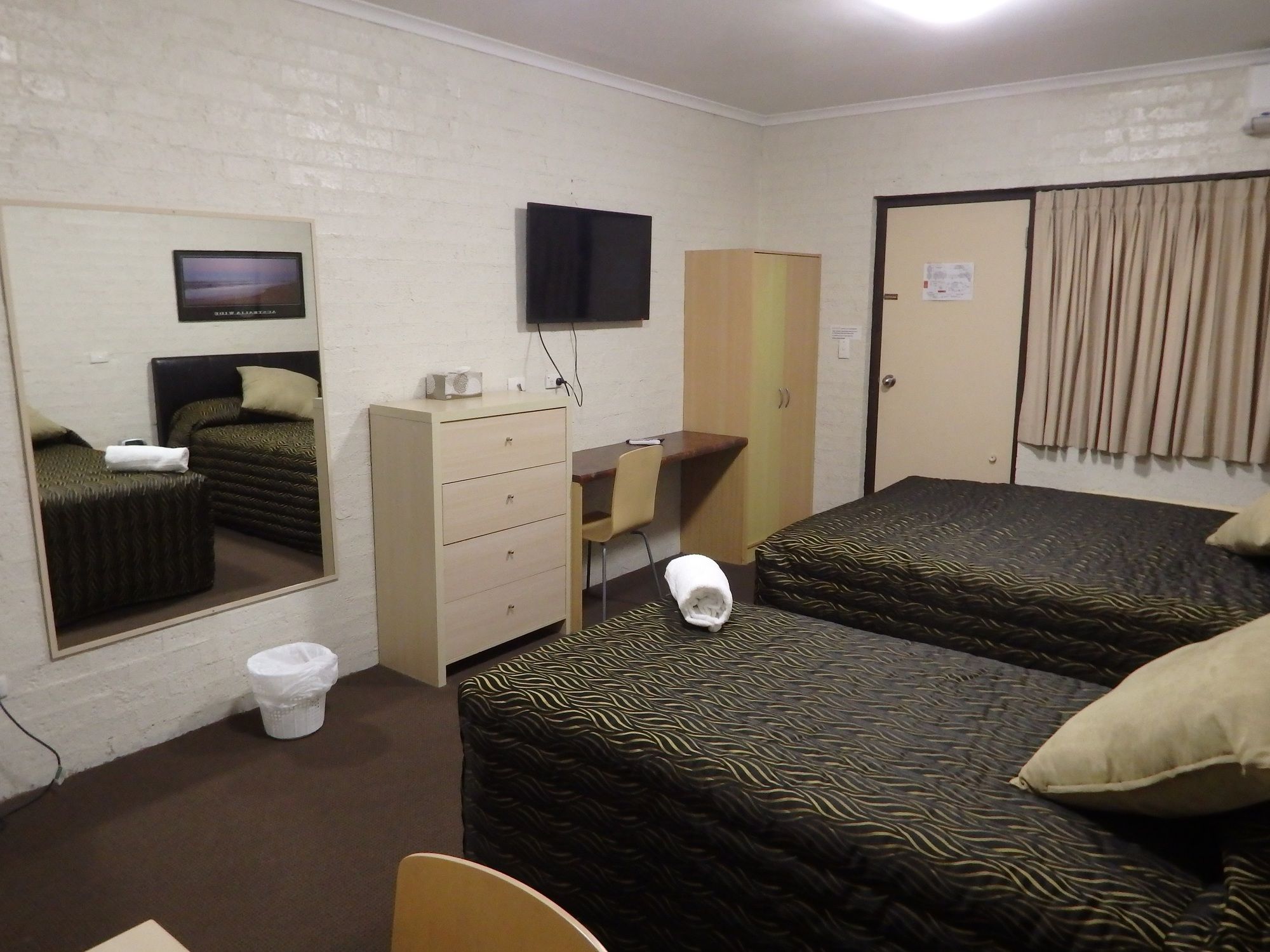 Country Comfort Motto Farm Motel