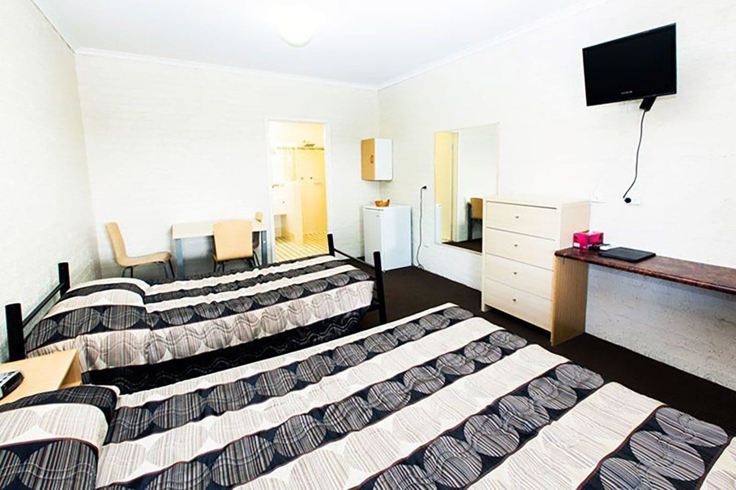 Country Comfort Motto Farm Motel