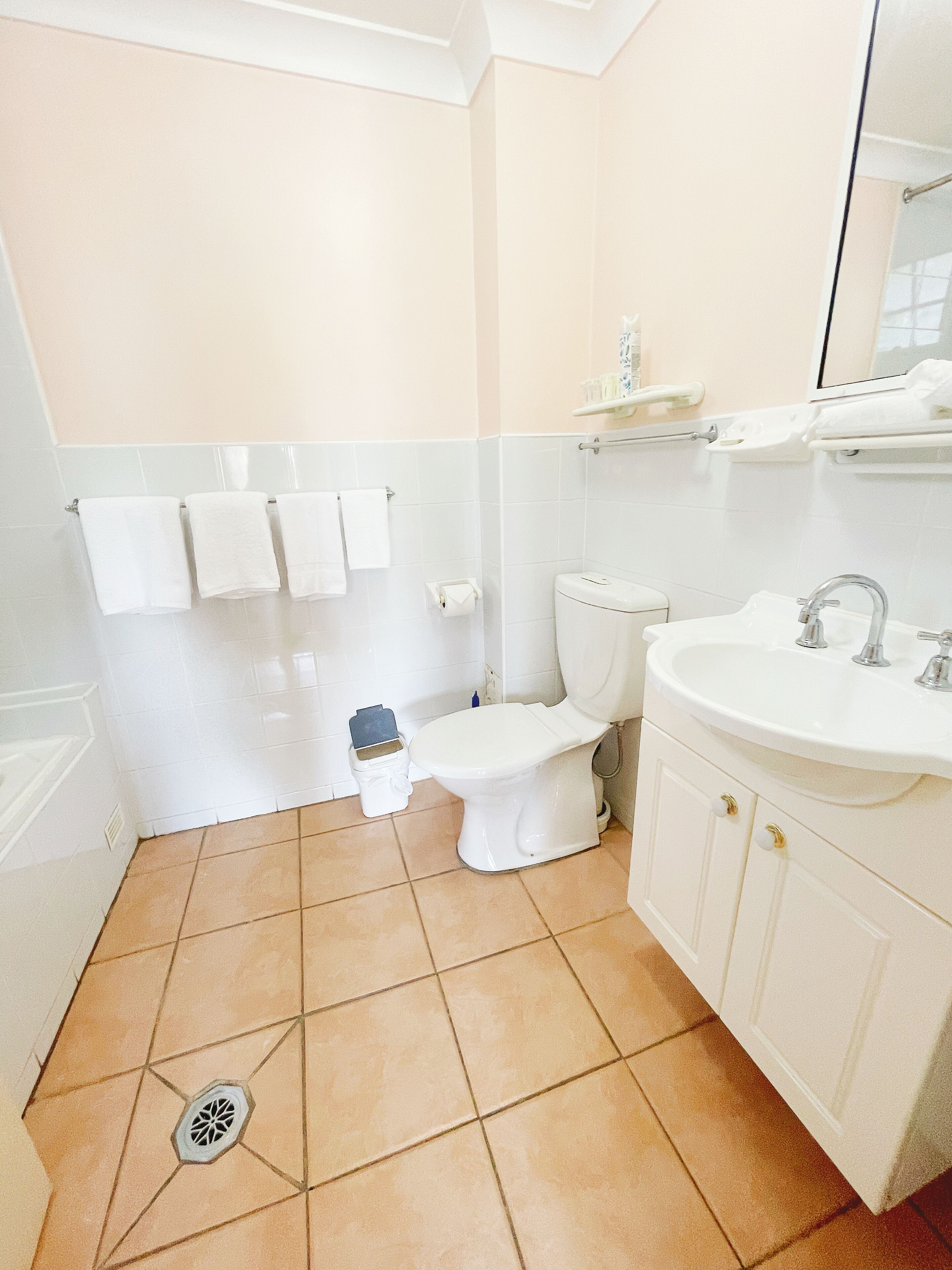 SureStay Hotel by Best Western, New Inn Richmond