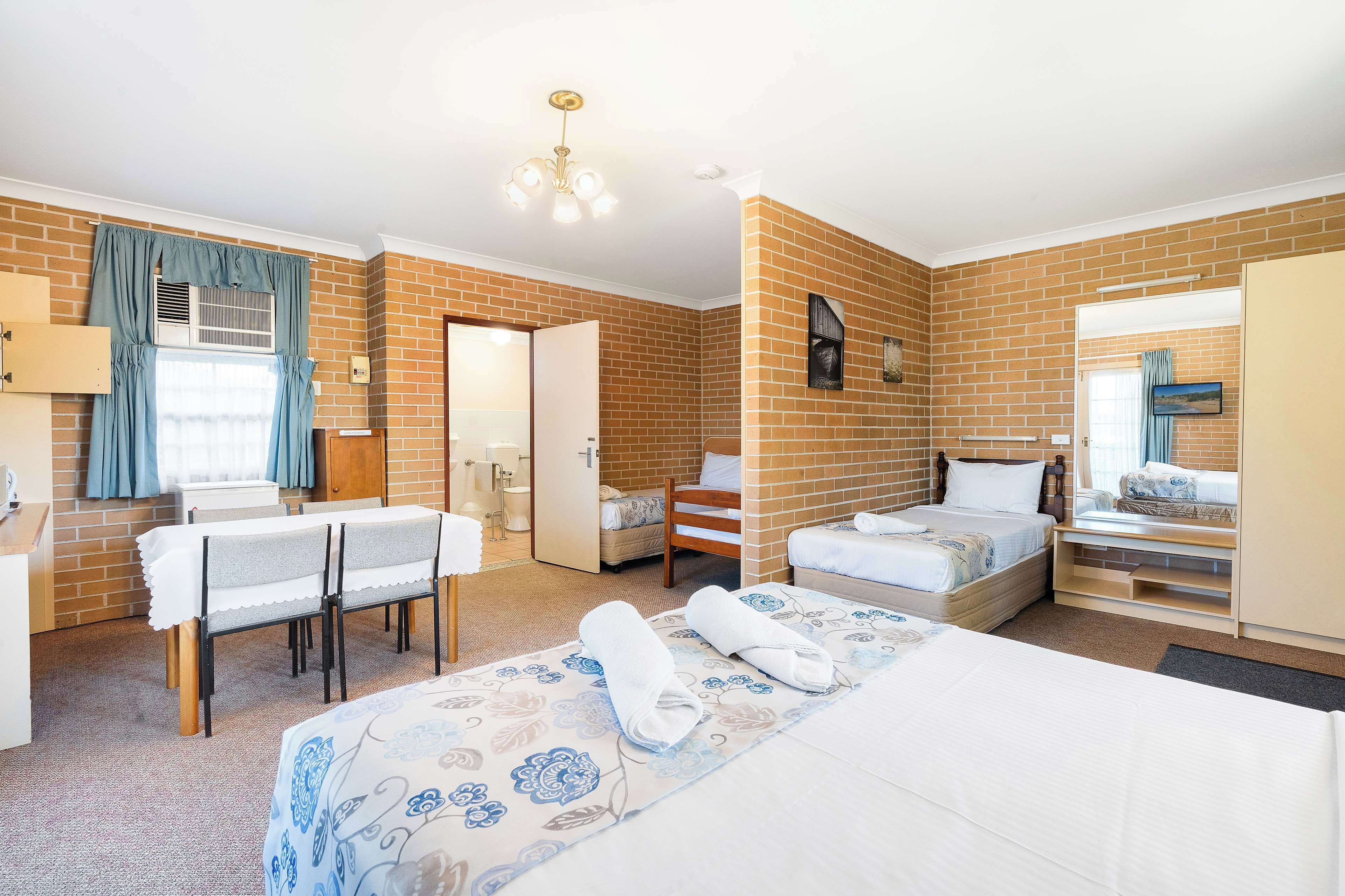 SureStay Hotel by Best Western, New Inn Richmond