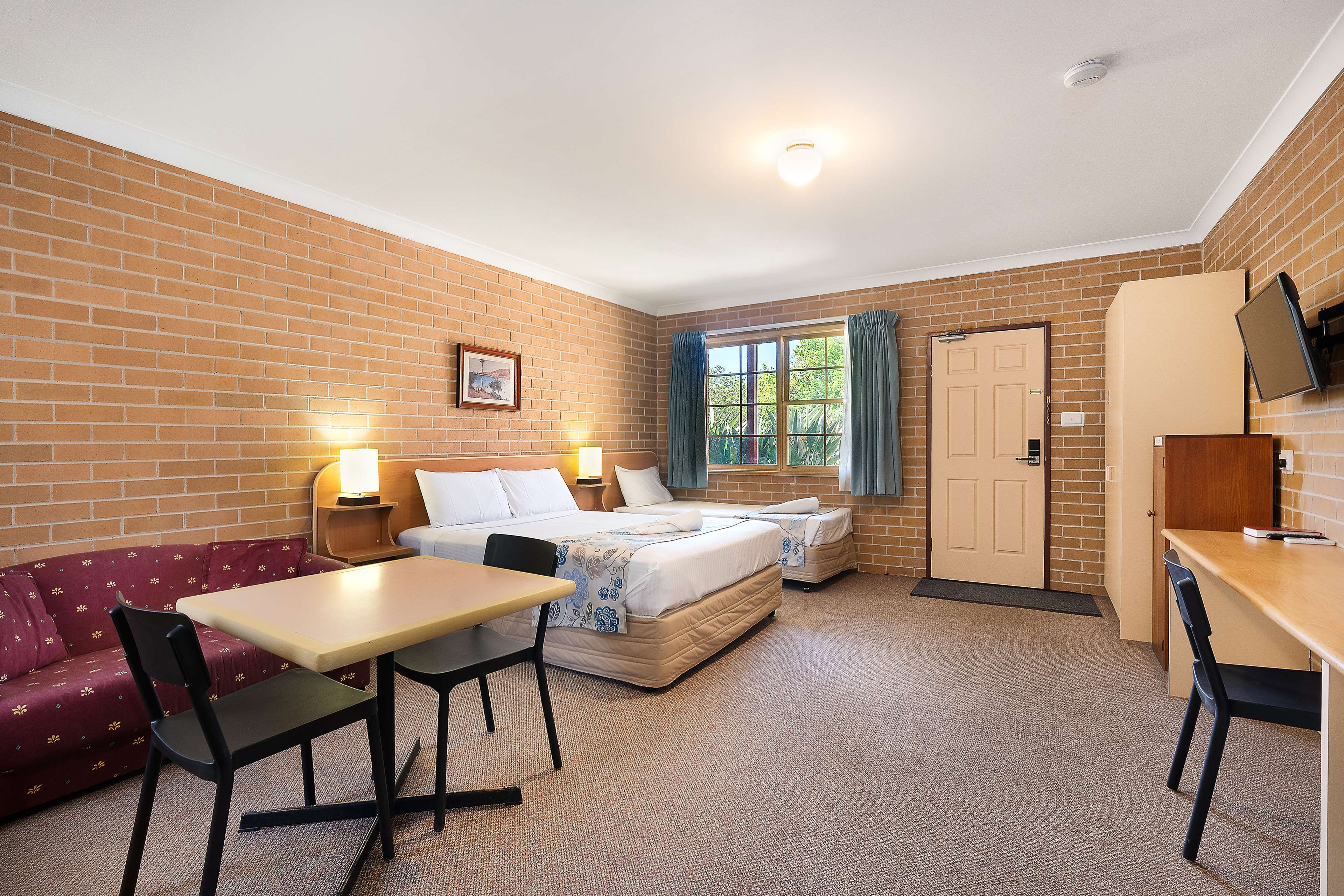 SureStay Hotel by Best Western, New Inn Richmond