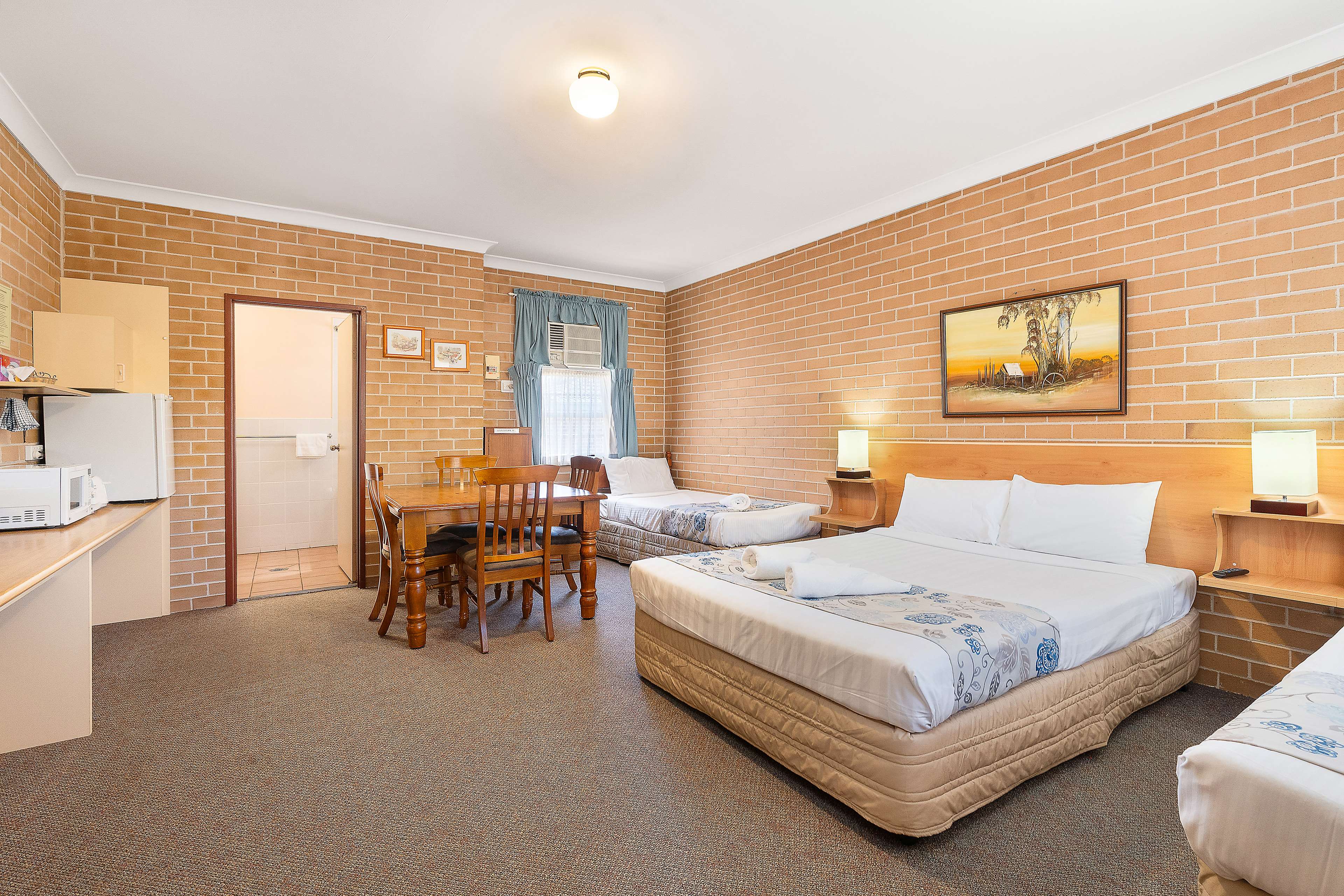 SureStay Hotel by Best Western, New Inn Richmond