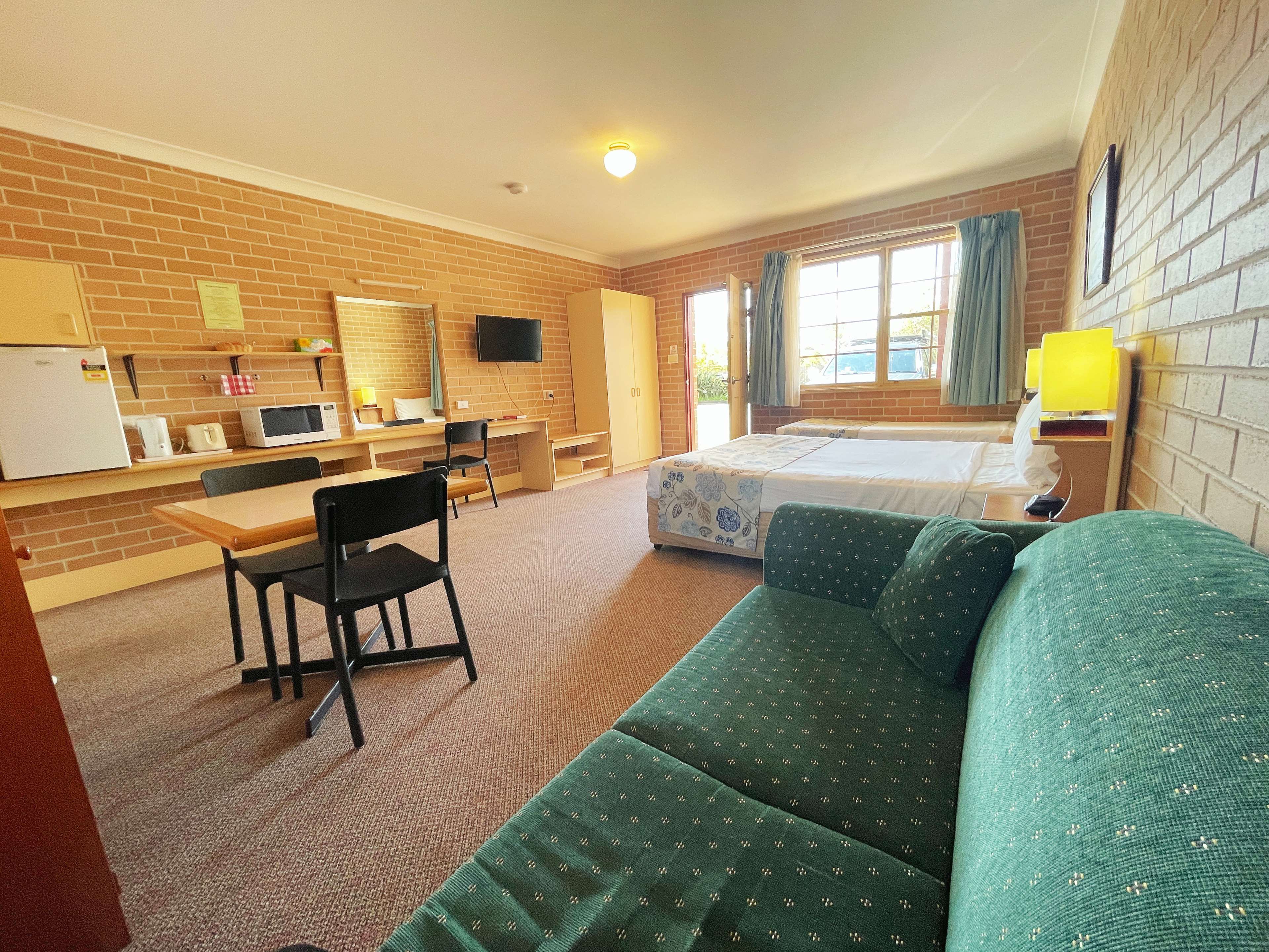 SureStay Hotel by Best Western, New Inn Richmond