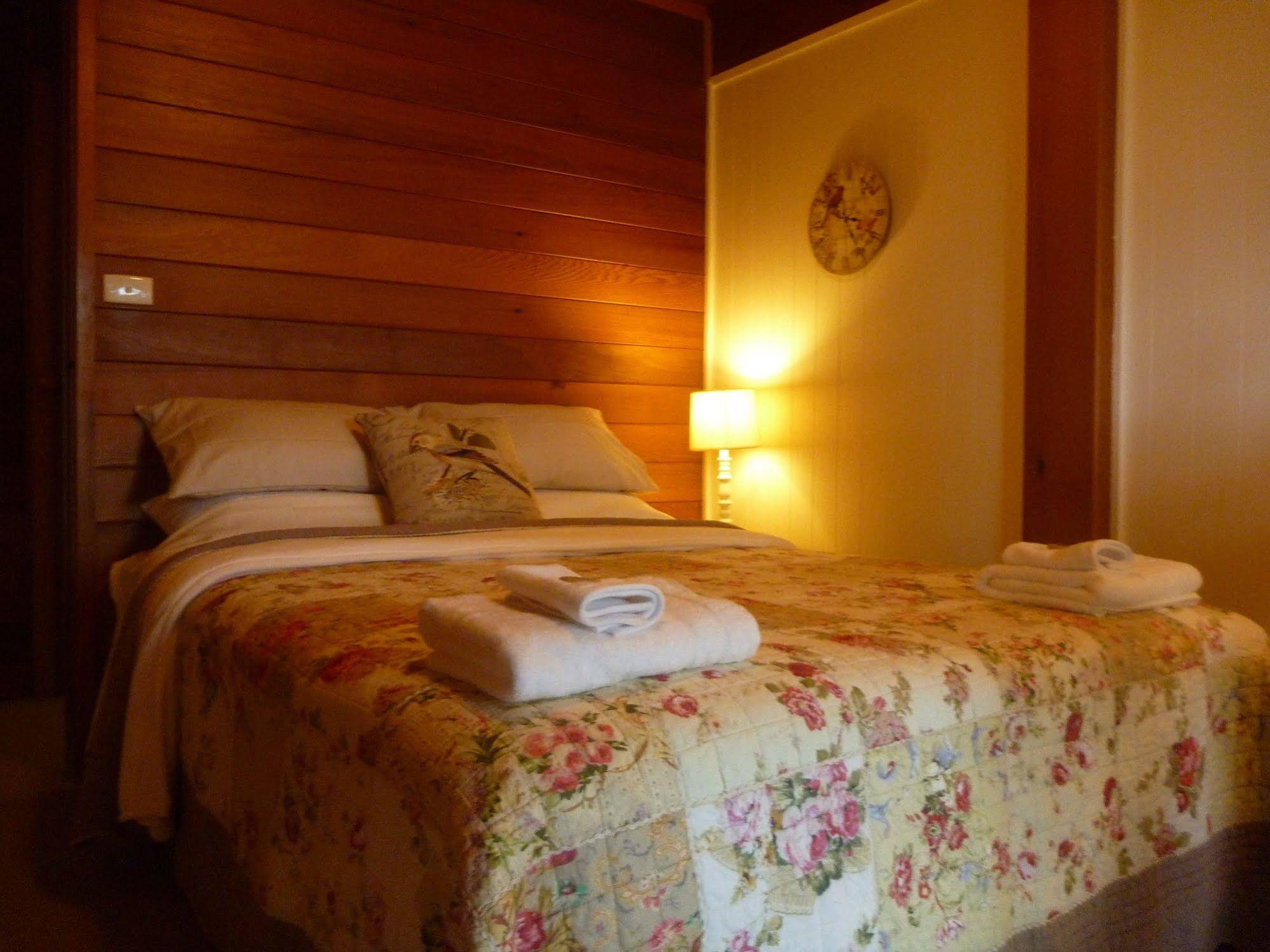Silverpoint Accommodation