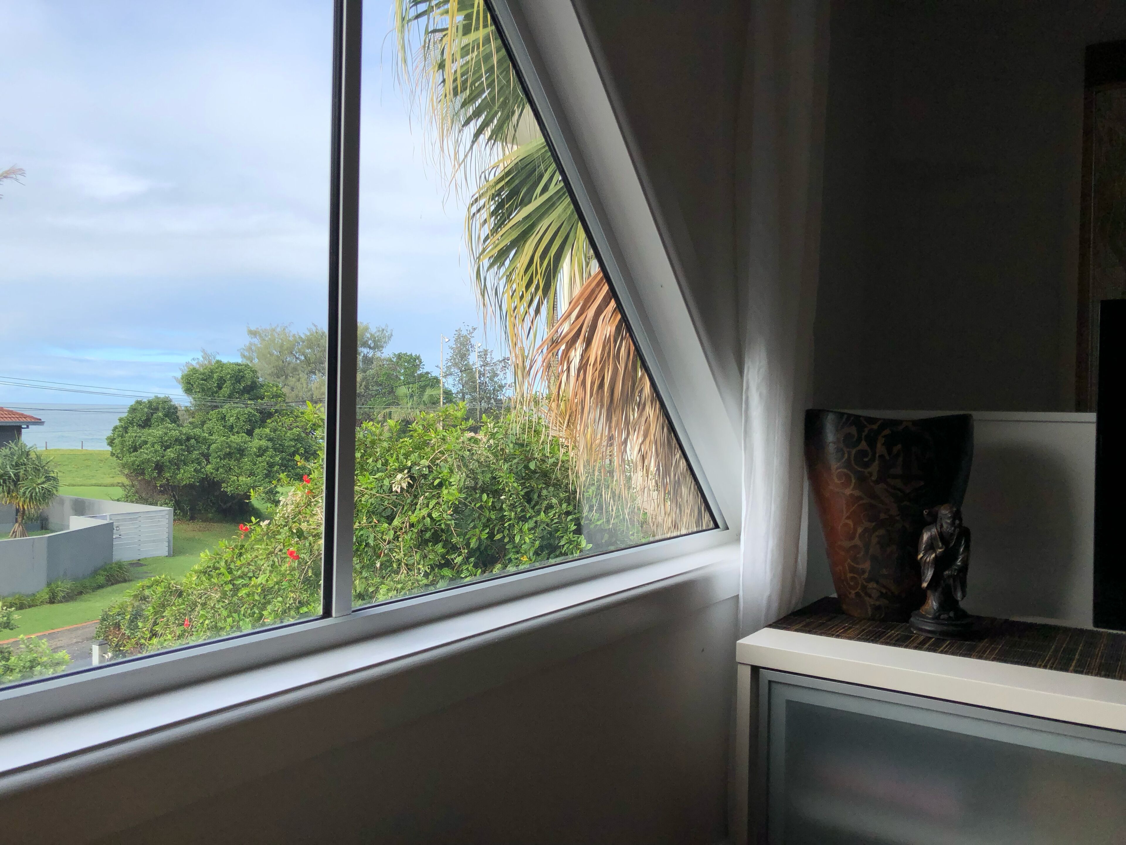Shorebreak Beach House