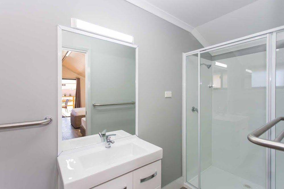 Shoal Bay Holiday Park