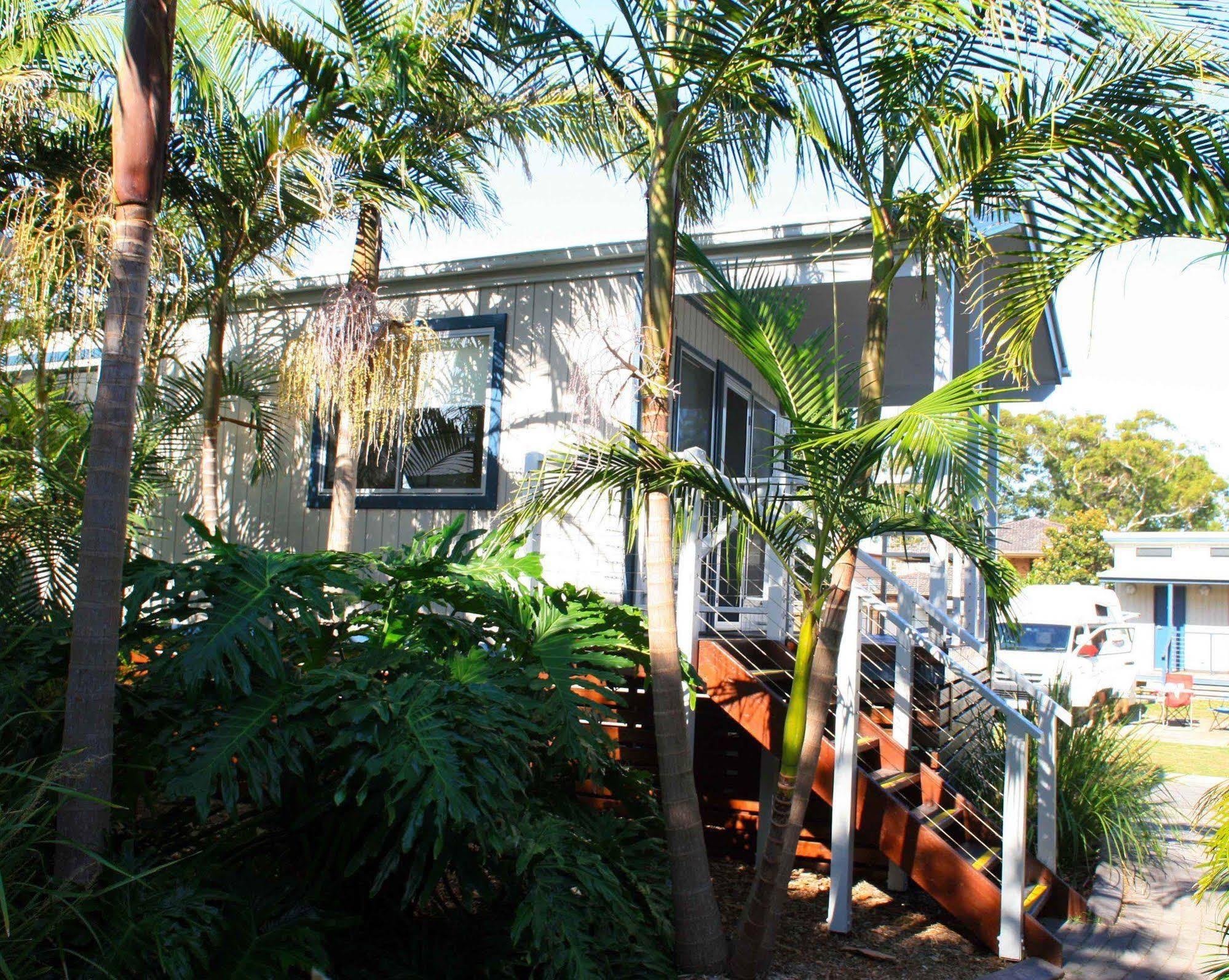 Shoal Bay Holiday Park