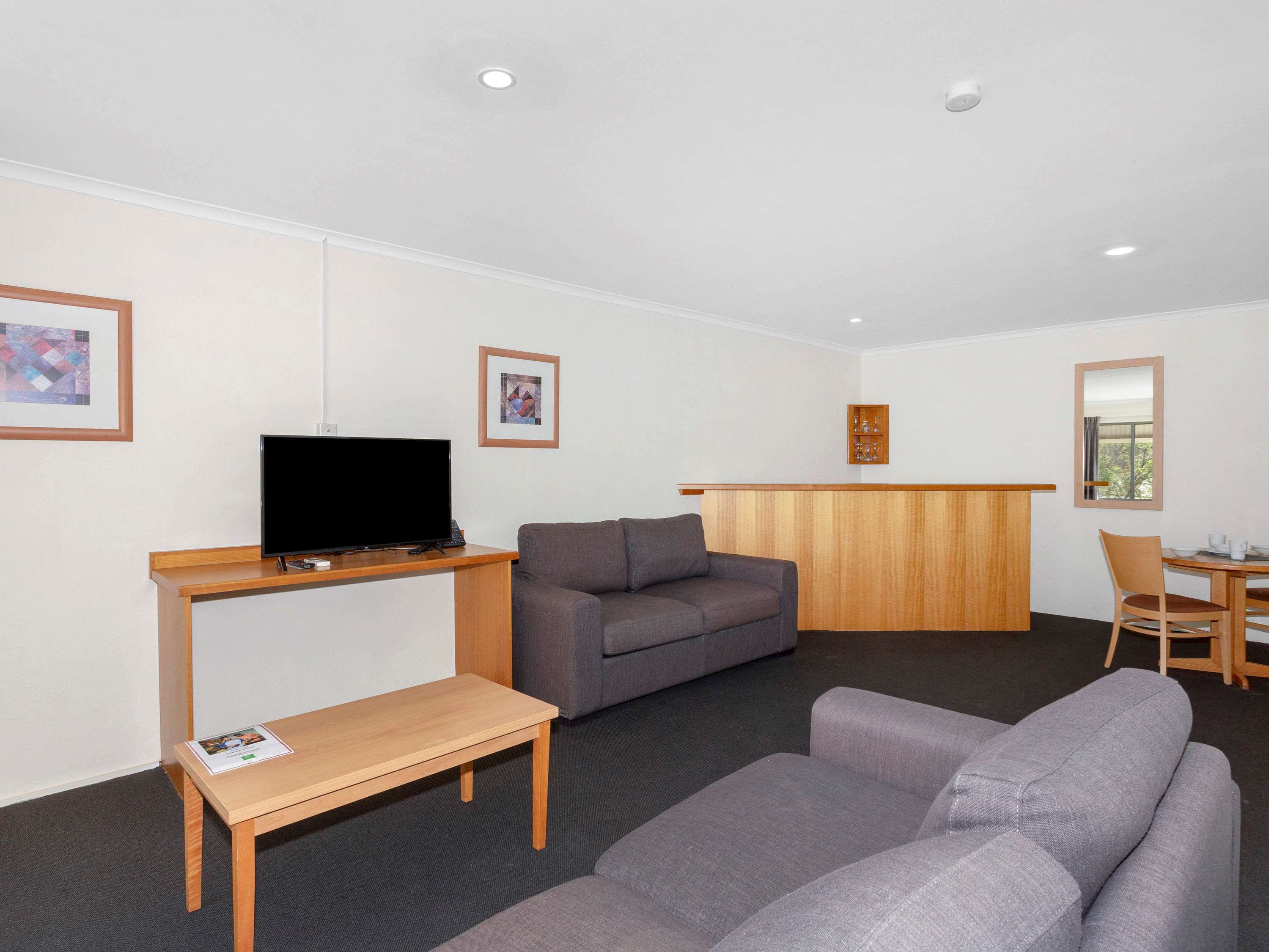 ibis Styles Canberra Eaglehawk Hotel