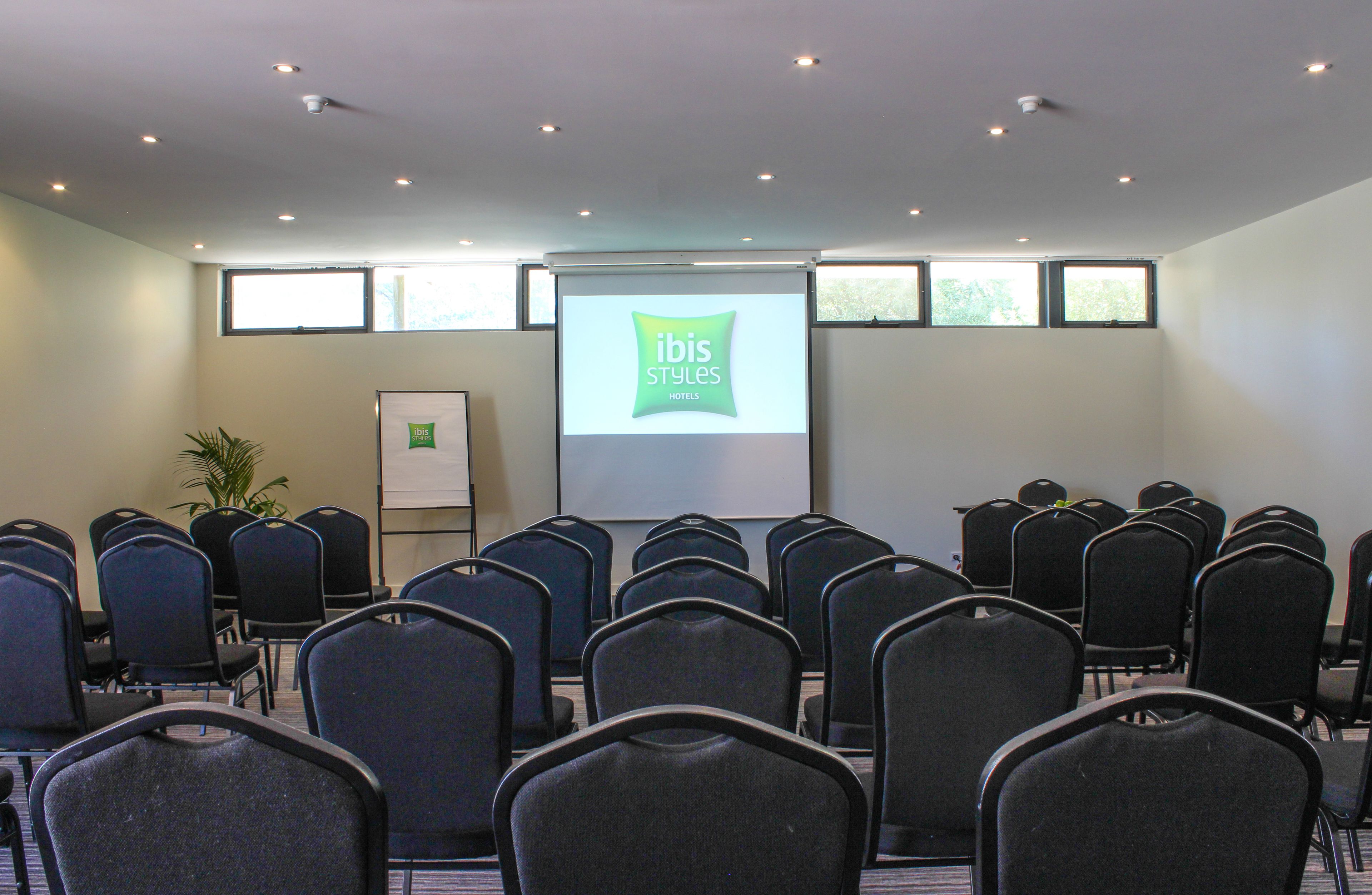ibis Styles Canberra Eaglehawk Hotel