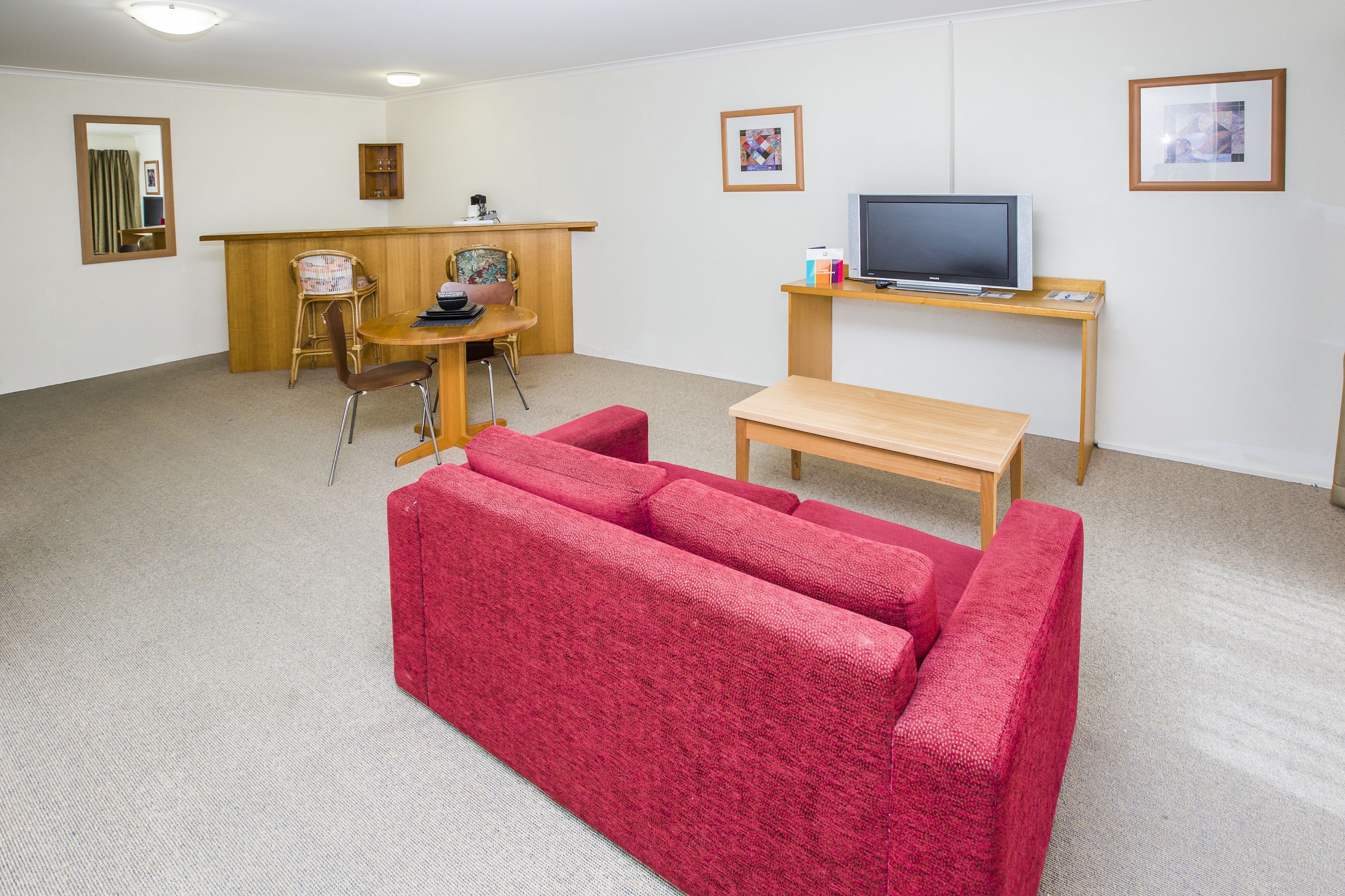ibis Styles Canberra Eaglehawk Hotel