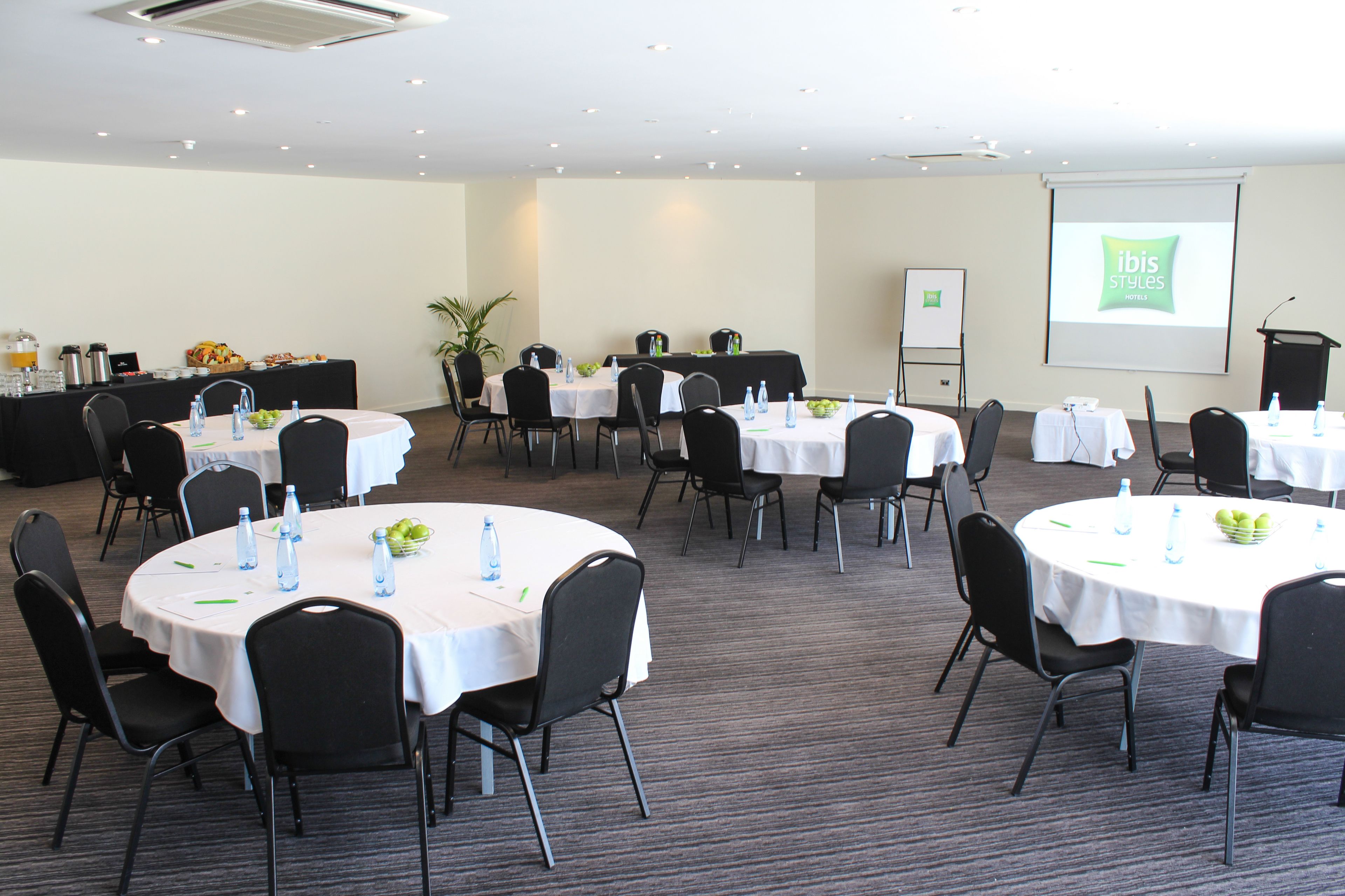ibis Styles Canberra Eaglehawk Hotel