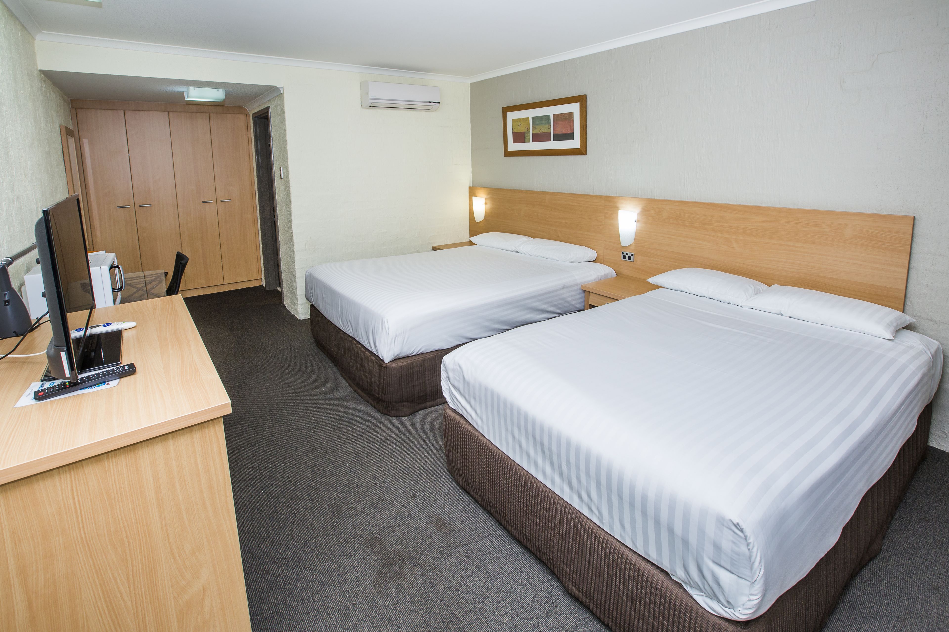 ibis Styles Canberra Eaglehawk Hotel